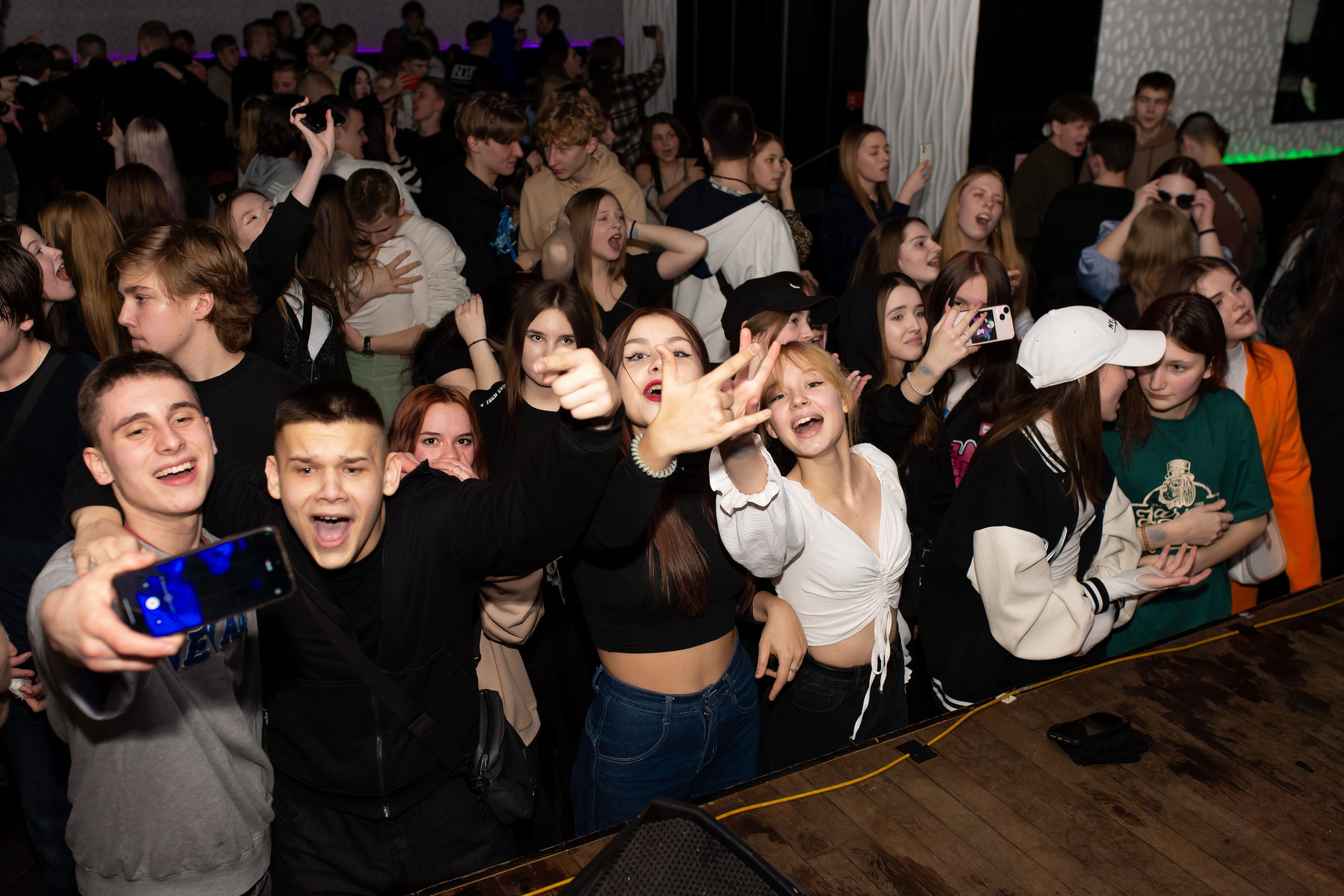 Клуб DEUS. Женский фотограф Крещение Венчание Москва Брянск