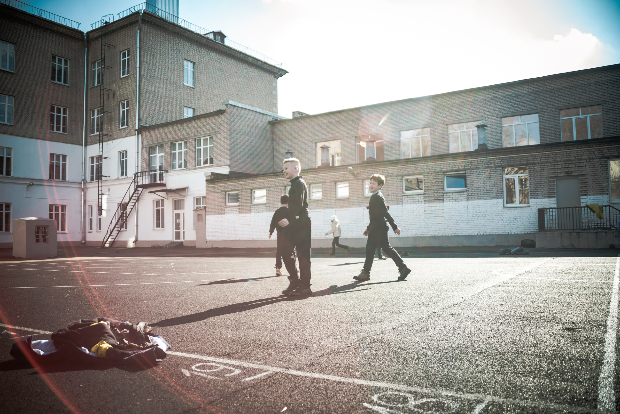 Школьные фотографии могут быть такими. Репортажный и детский фотограф в Минске
