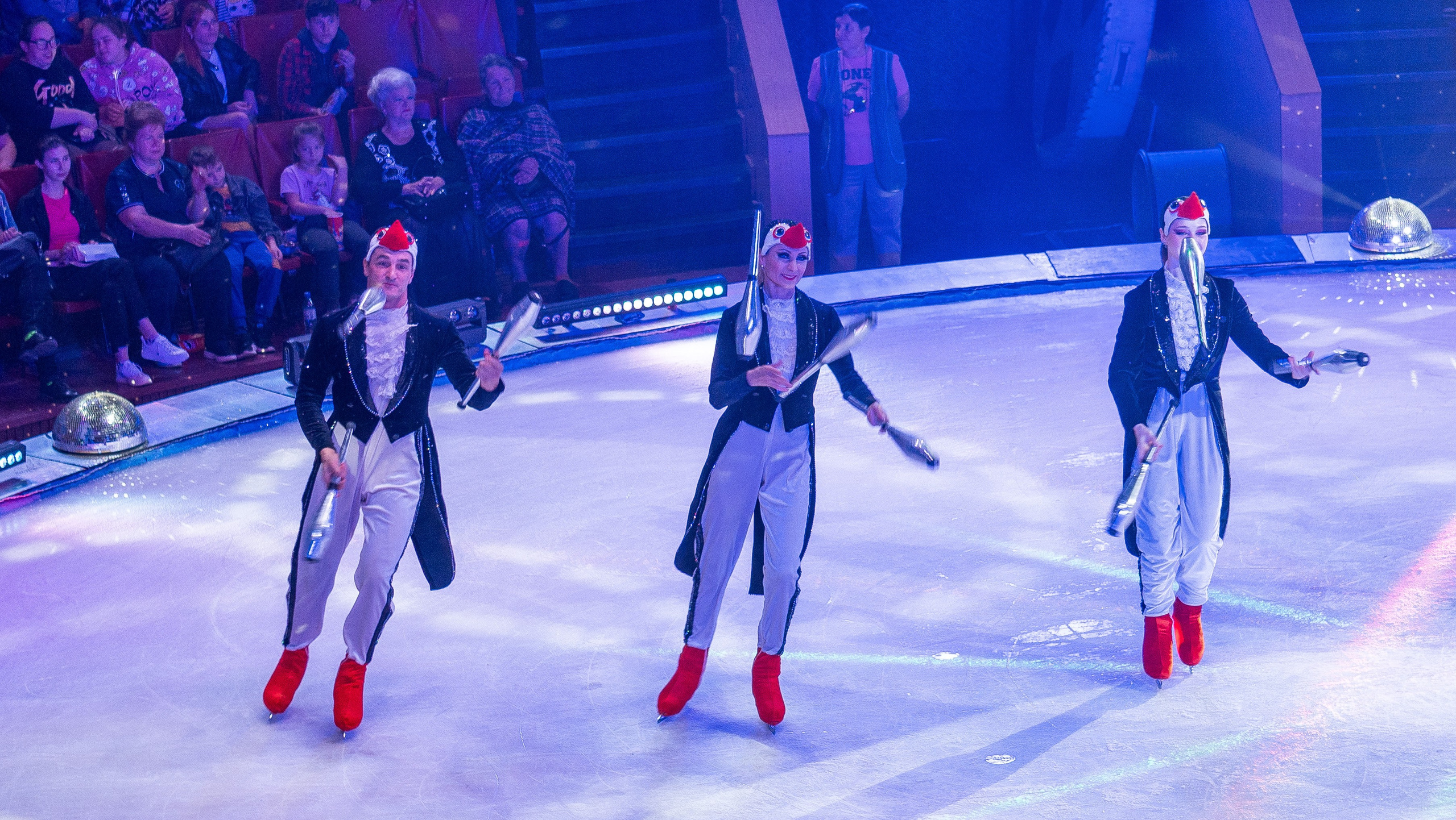 Цирк на льду «Айсберг» в Луганске. Фотограф в РФ и ЛНР Юлия Федосеева