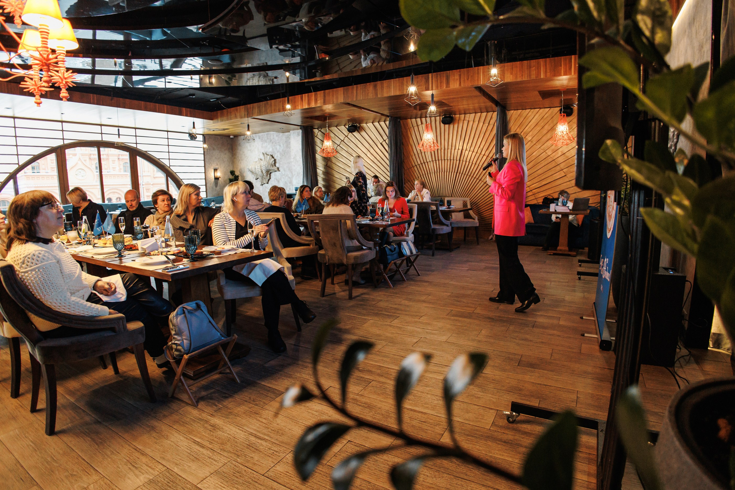 БИЗНЕС ЗАВТРАК. Главная