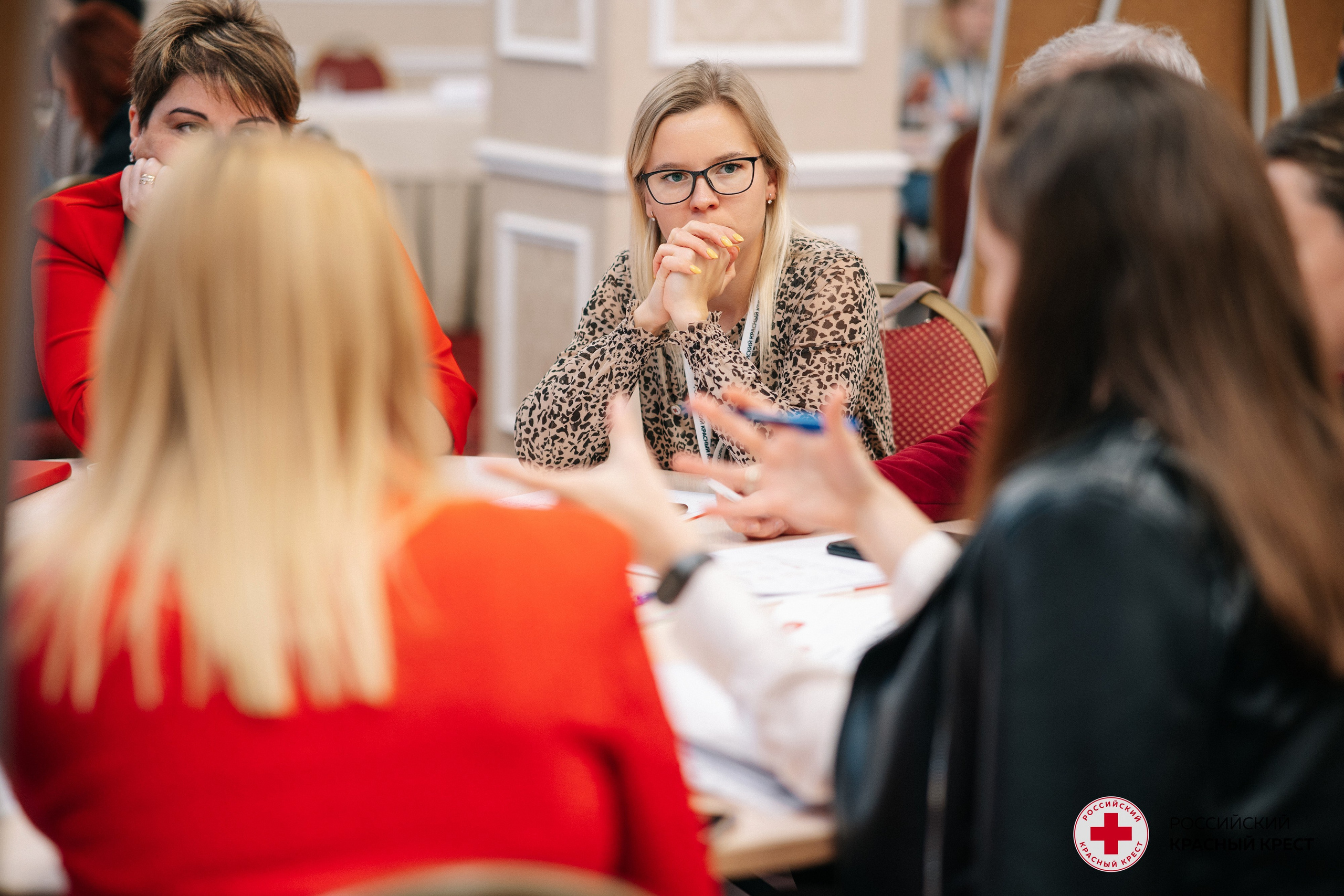 Красный крест | Дегас, медвежья берлога. Фотограф в Воронеже Ольга Космодемьянская