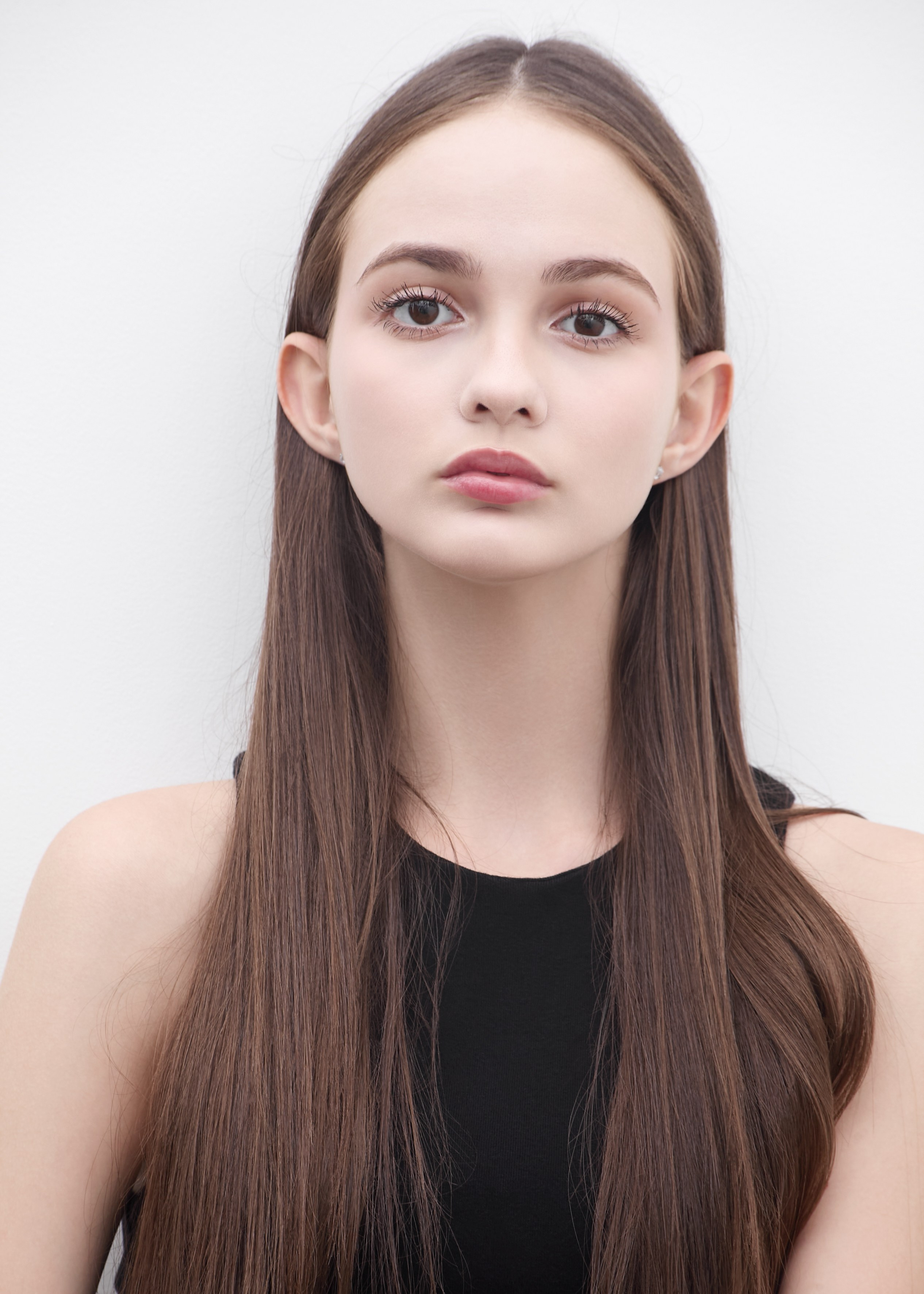 Nastya Rybina. DISTINCTIVE MODEL AGENCY. Модельное агентство специализирующиеся на зарубежном плейсменте моделей