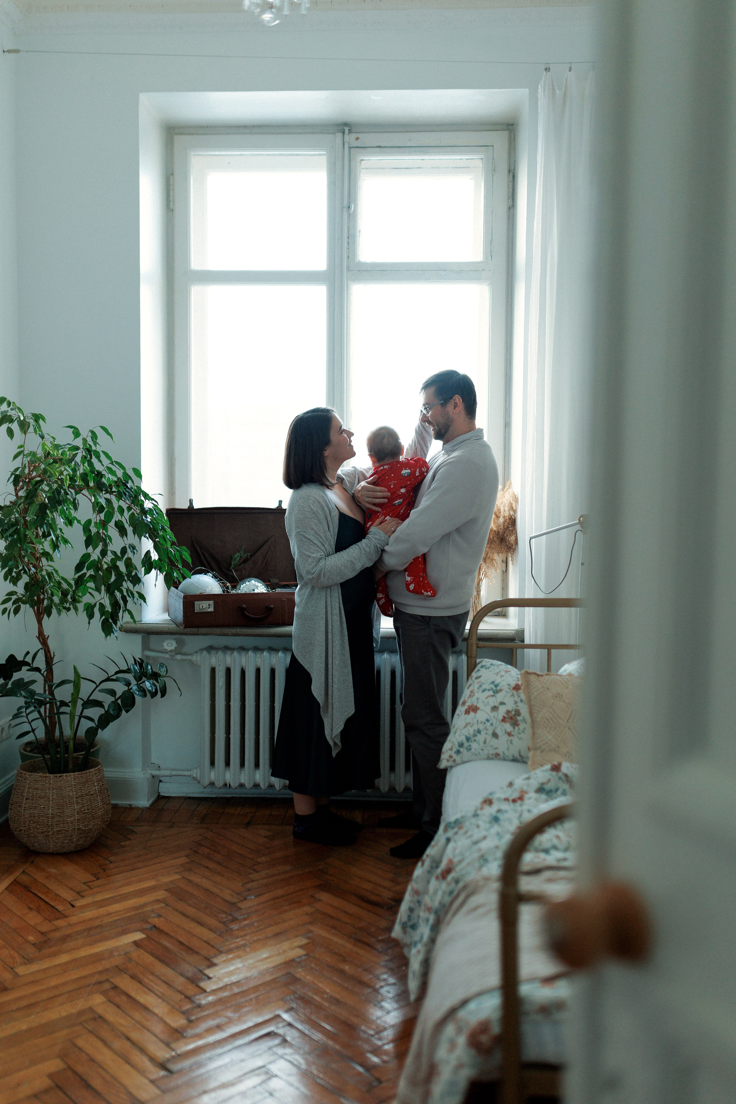 Олег, Анастасия и маленький Костя. Настя Оленченко, портретный/семейный фотограф на цифру и плёнку Москва
