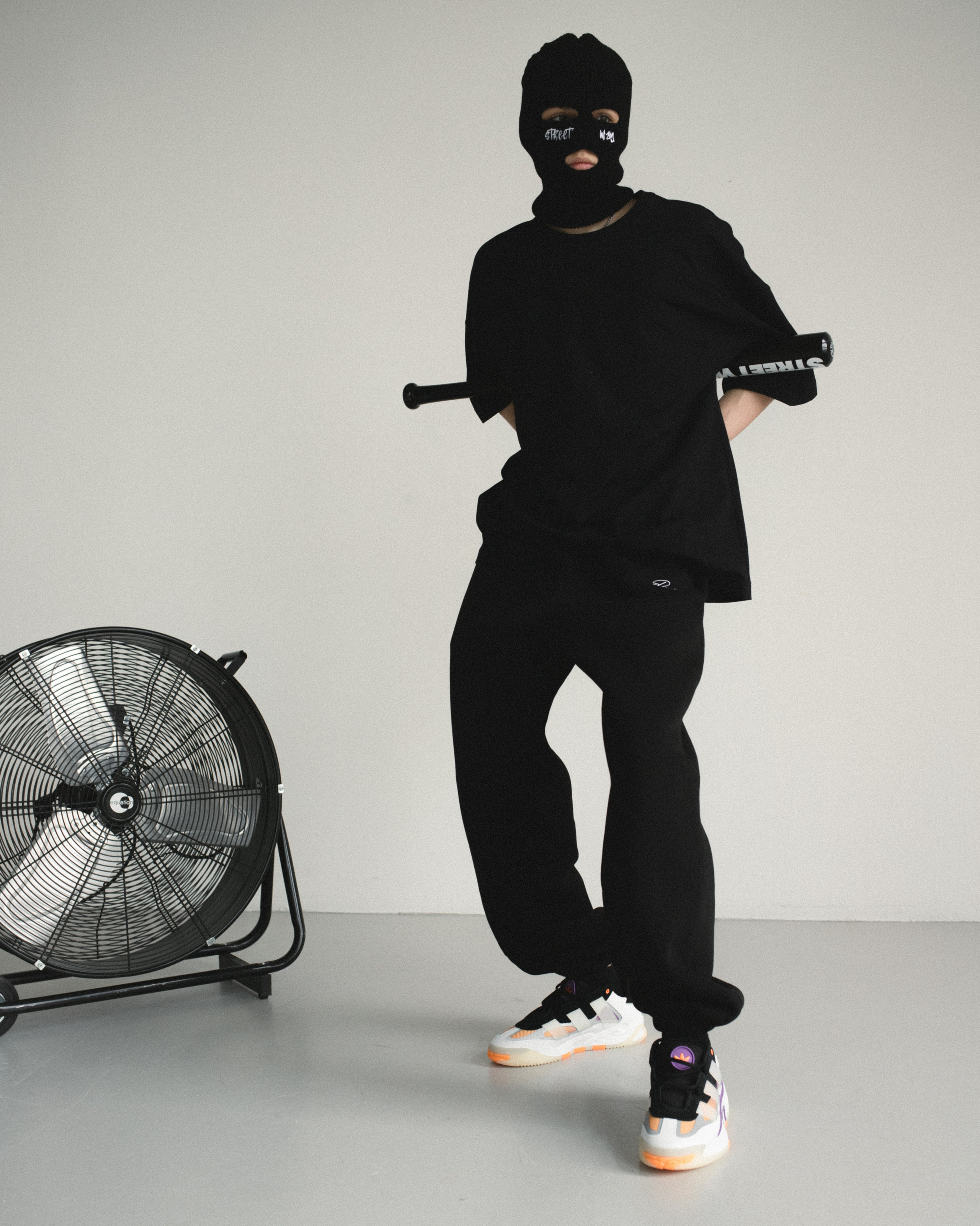 Модельная школа Khanova. Фотограф в Москве и Сургуте Алла Лесовая. Снимаю каталог для брендов и индивидуальные портреты для людей