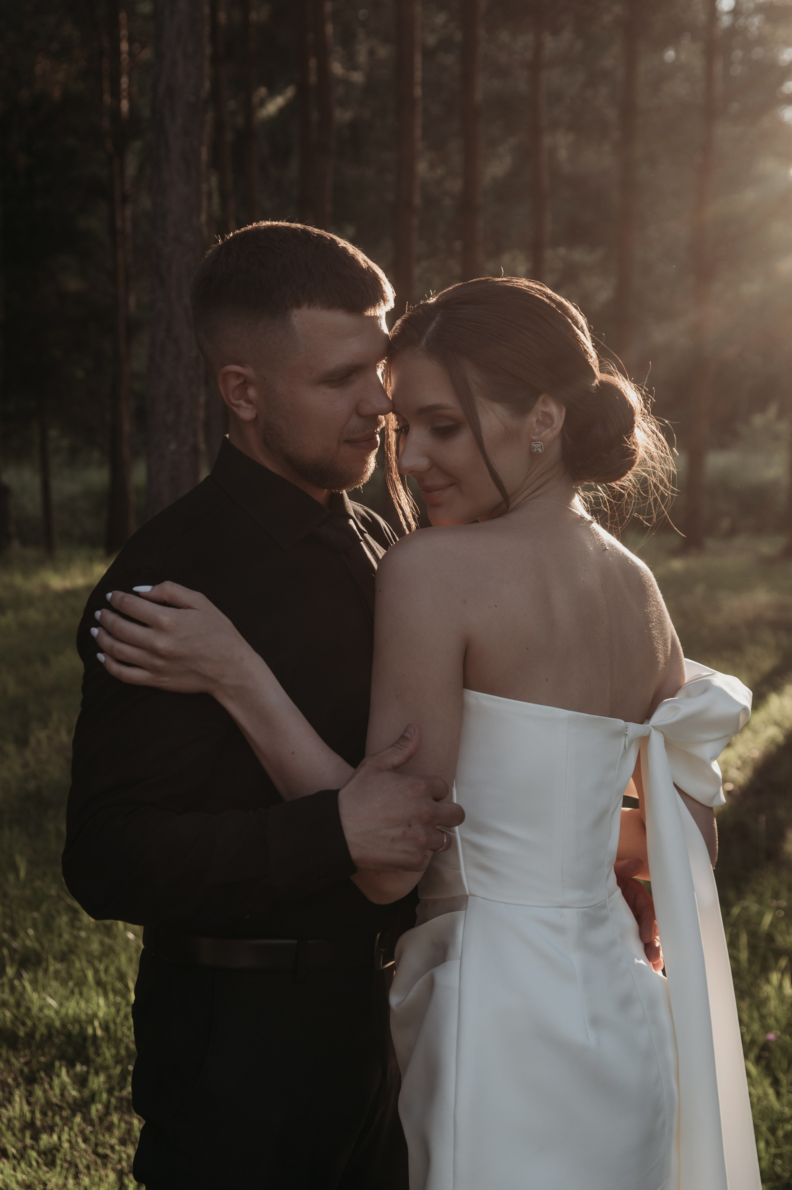 Свадебная фотосессия с утром невесты и красивым свадебным банкетом. Свадебный фотограф в Твери, Москве и Санкт-Петербурге Денисова Екатерина