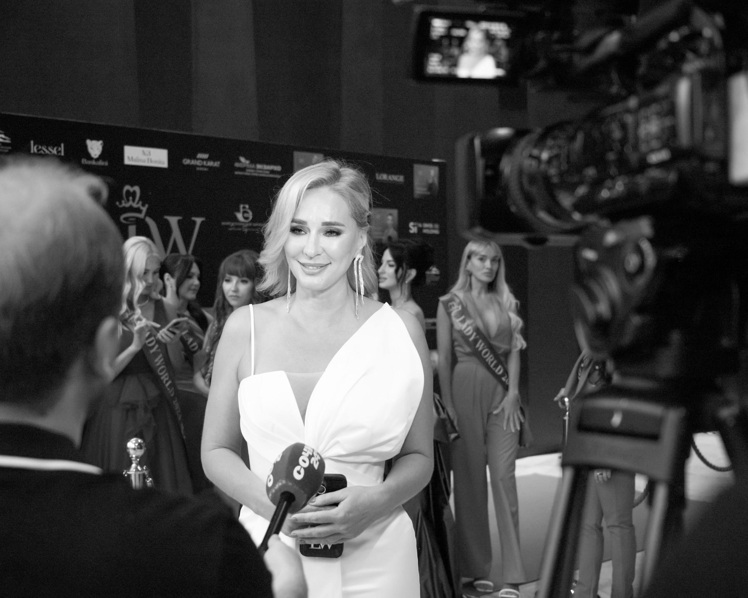 Церемония открытия Конкурса красоты «LADY WORLD» 2024. Фотографирую счастливых людей в Сочи