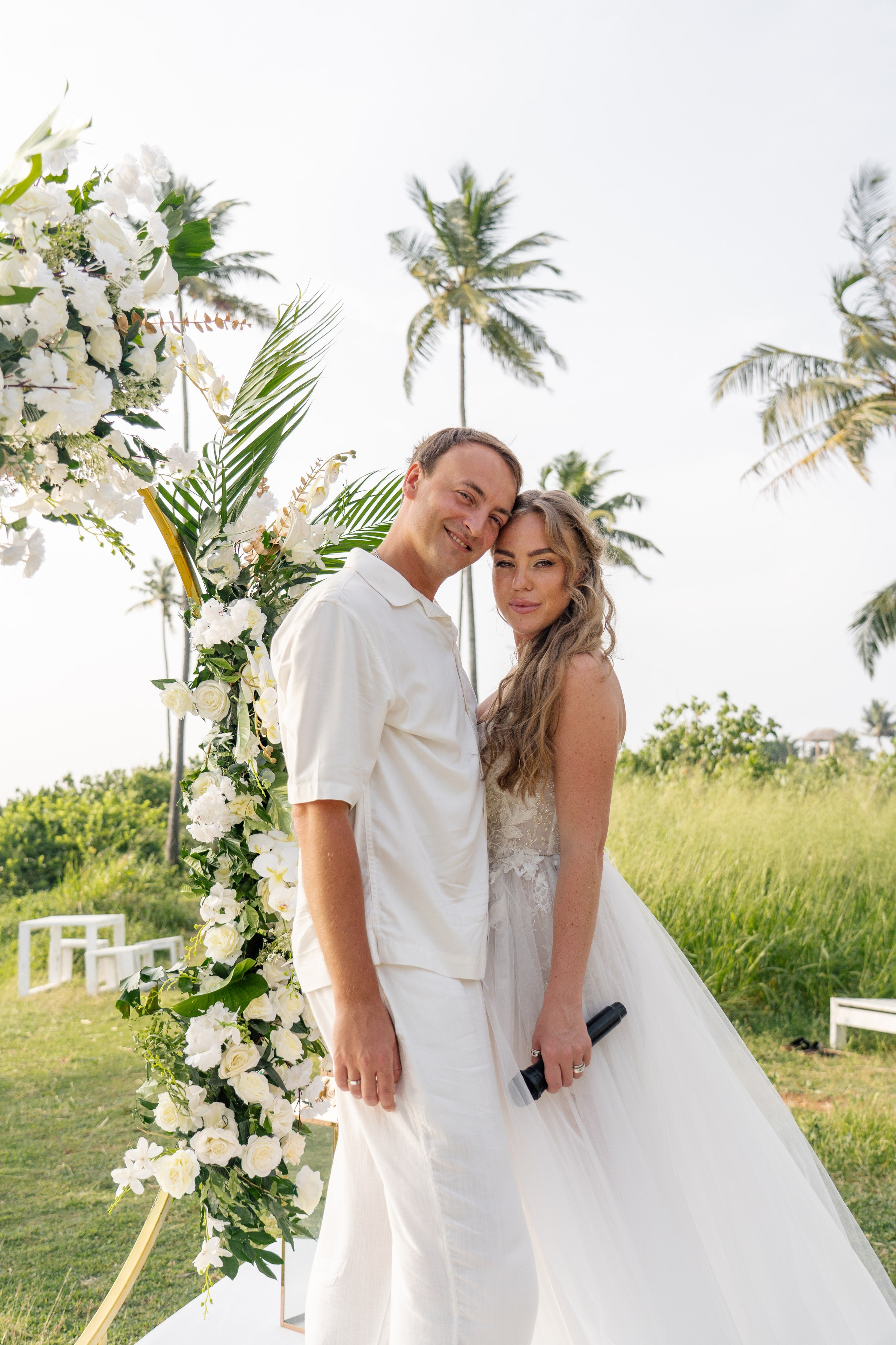 Tropical style Wedding Lisa & ILia