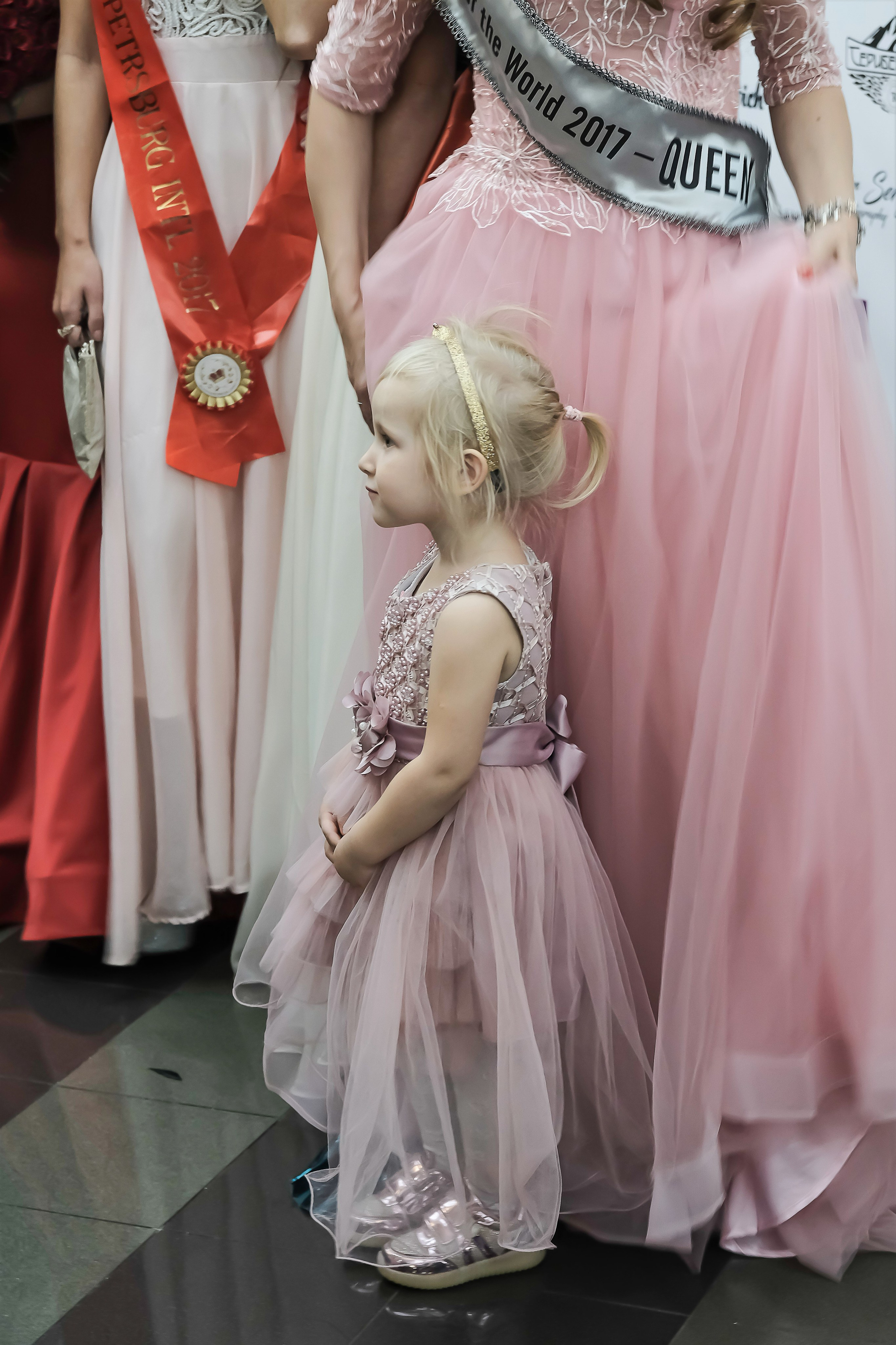 Конкурс красоты «Мисс Петроградская сторона». Фотограф Дмитрий Алексеев