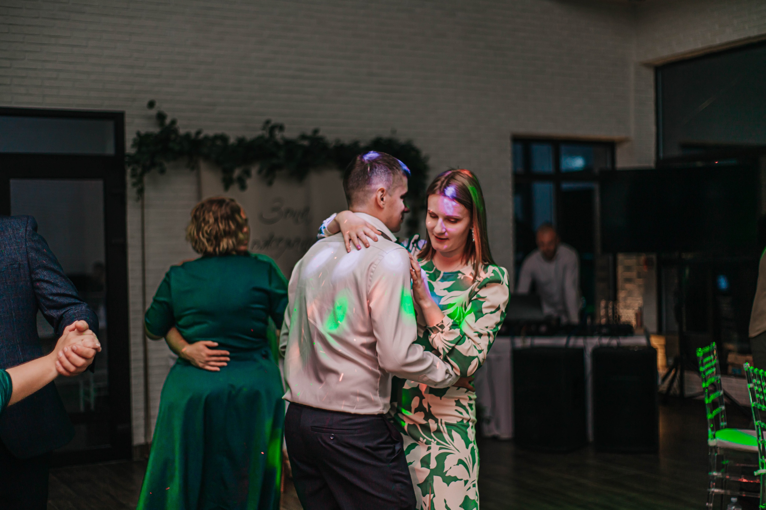 Вячеслав и Анастасия (пакет «Весь день»). Фотограф Дарья Маташкова