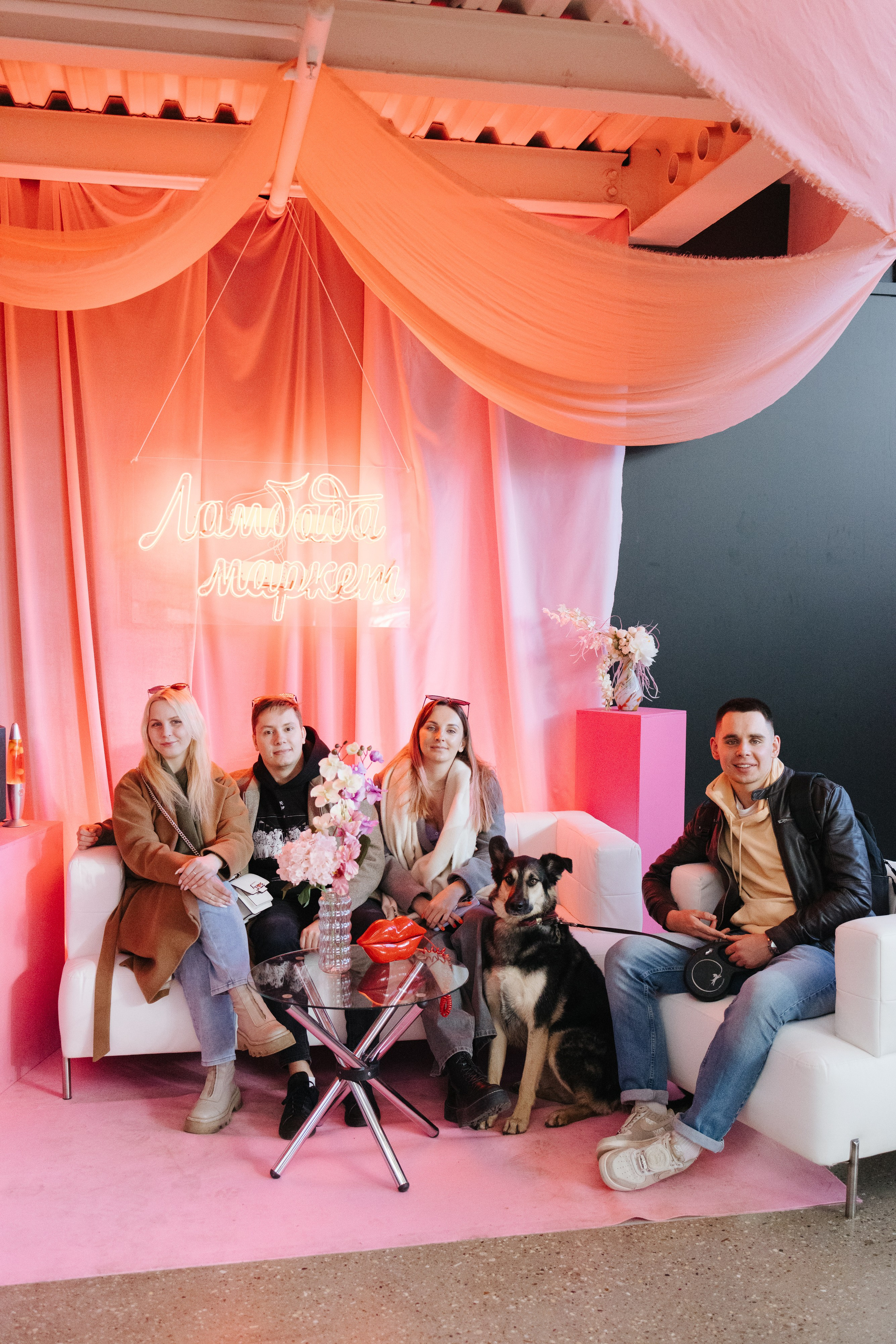 7–8 марта 2025 в пространстве «Три вокзала. Депо» / День 2 / фото Валерий Белобеев. Фотоотчеты «Ламбада-маркета»