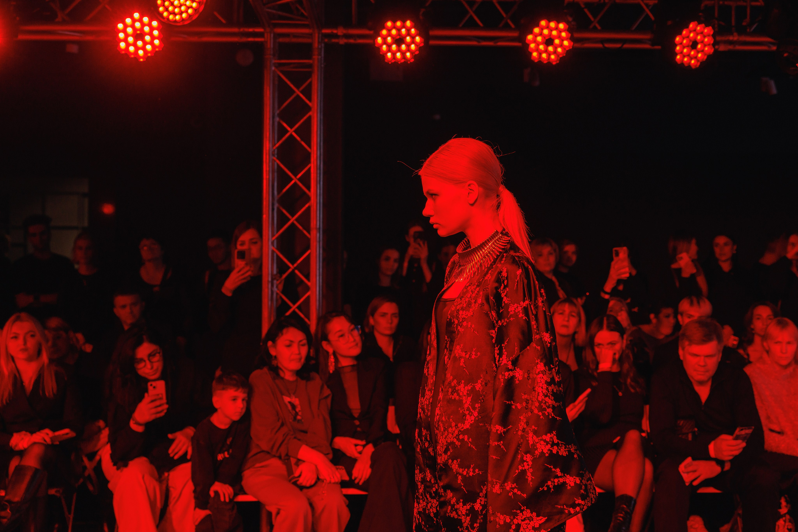 Volga Fashion Week. Профессиональный фотограф в Москве Захар Ишутин