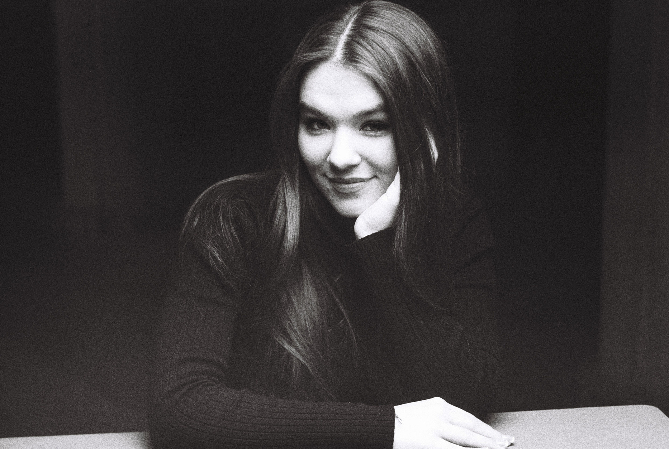 круаный портрет фото на пленку улыбается