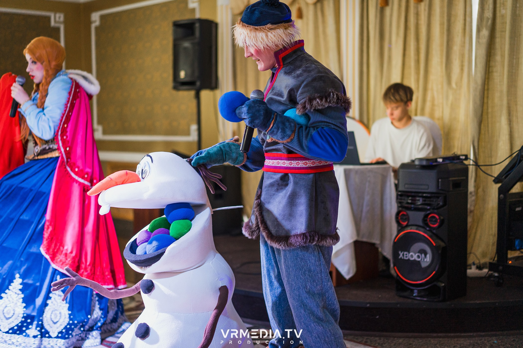 ХОЛОДНОЕ СЕРДЦЕ в ресторане «Империя»