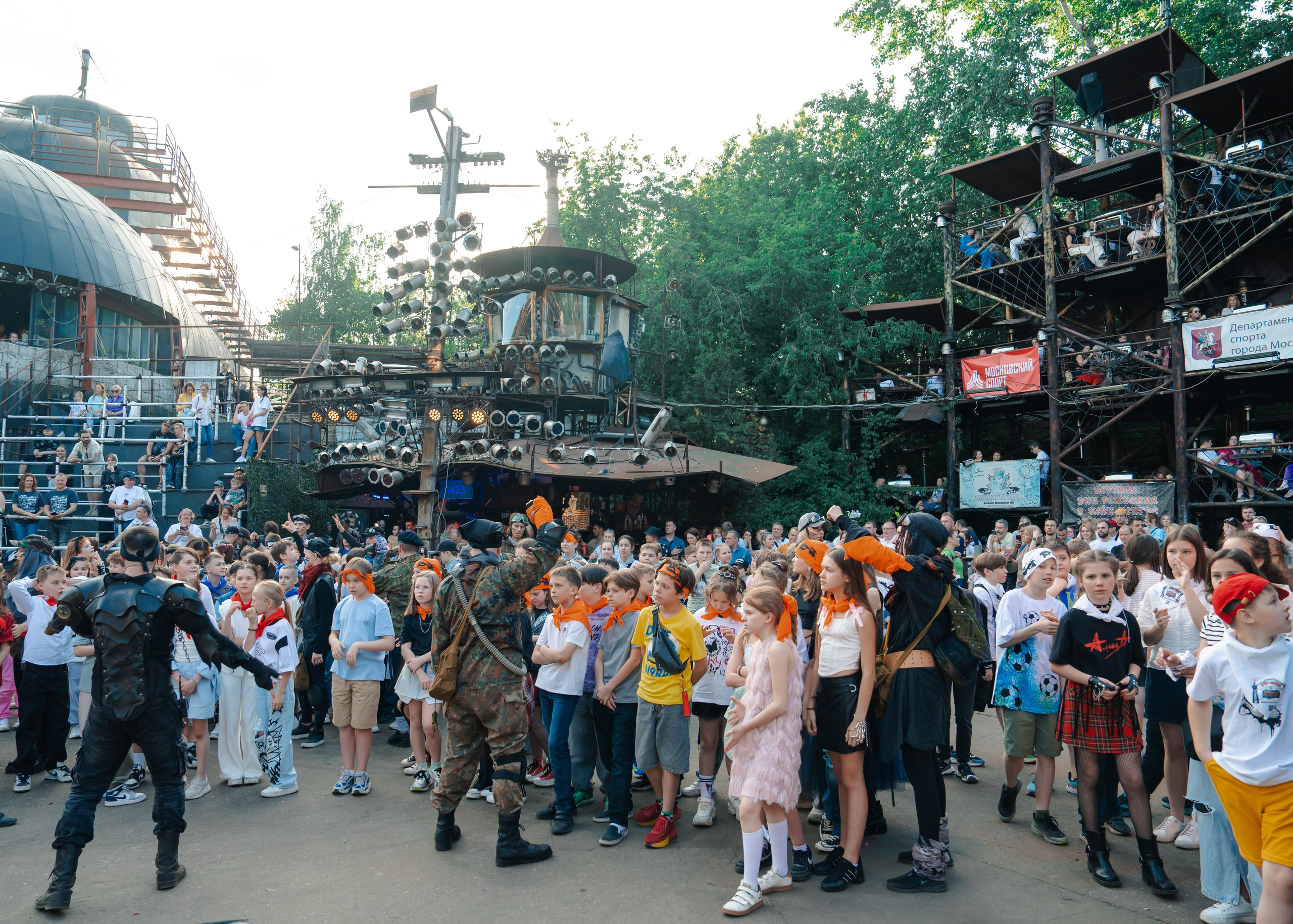 Выпускной Байк Центр «Ночные волки». Крамер Юлиана детский и семейный фотограф