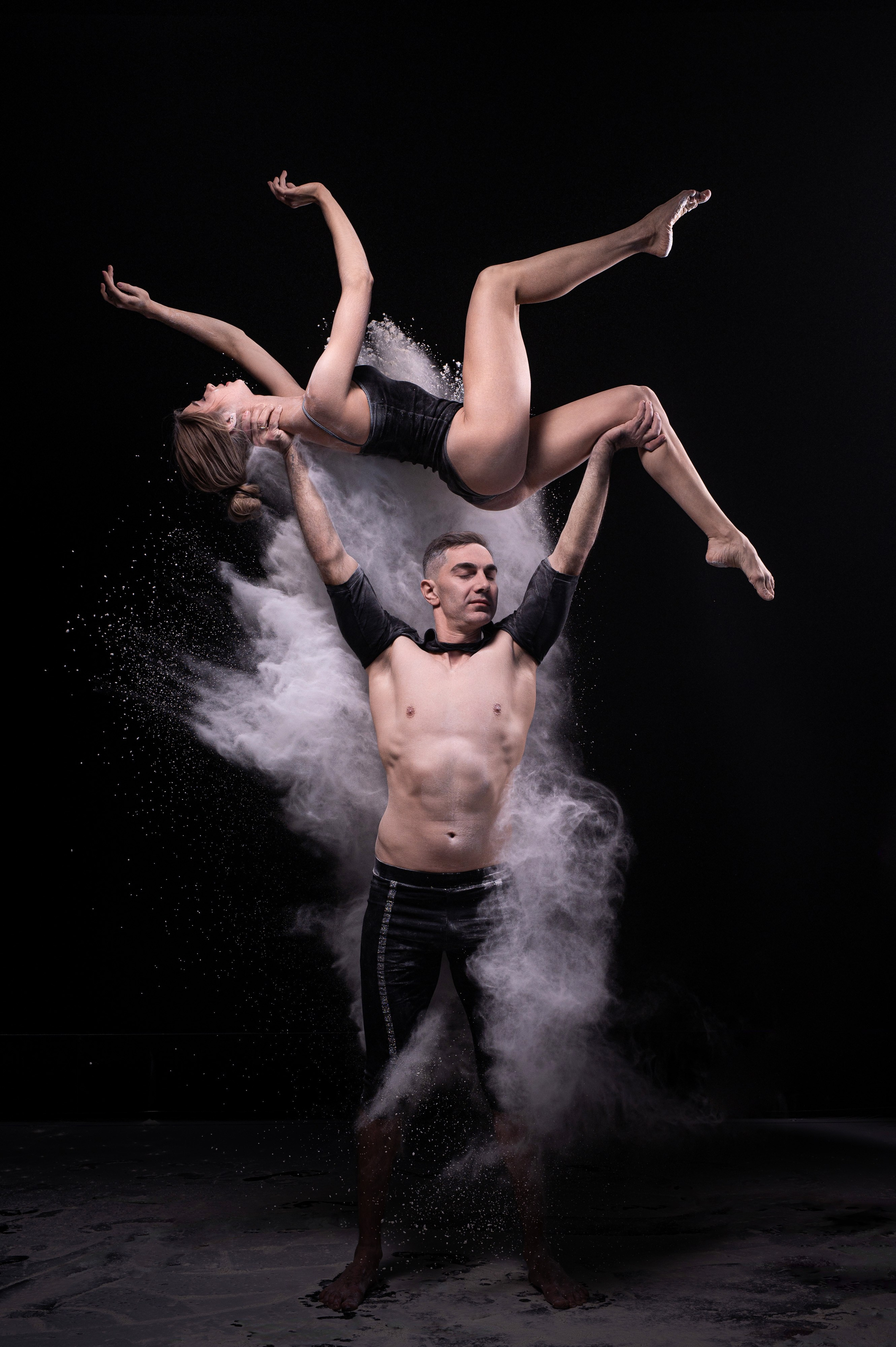 Water&Flour. Portrait photographer in Minsk Slava Potalakh