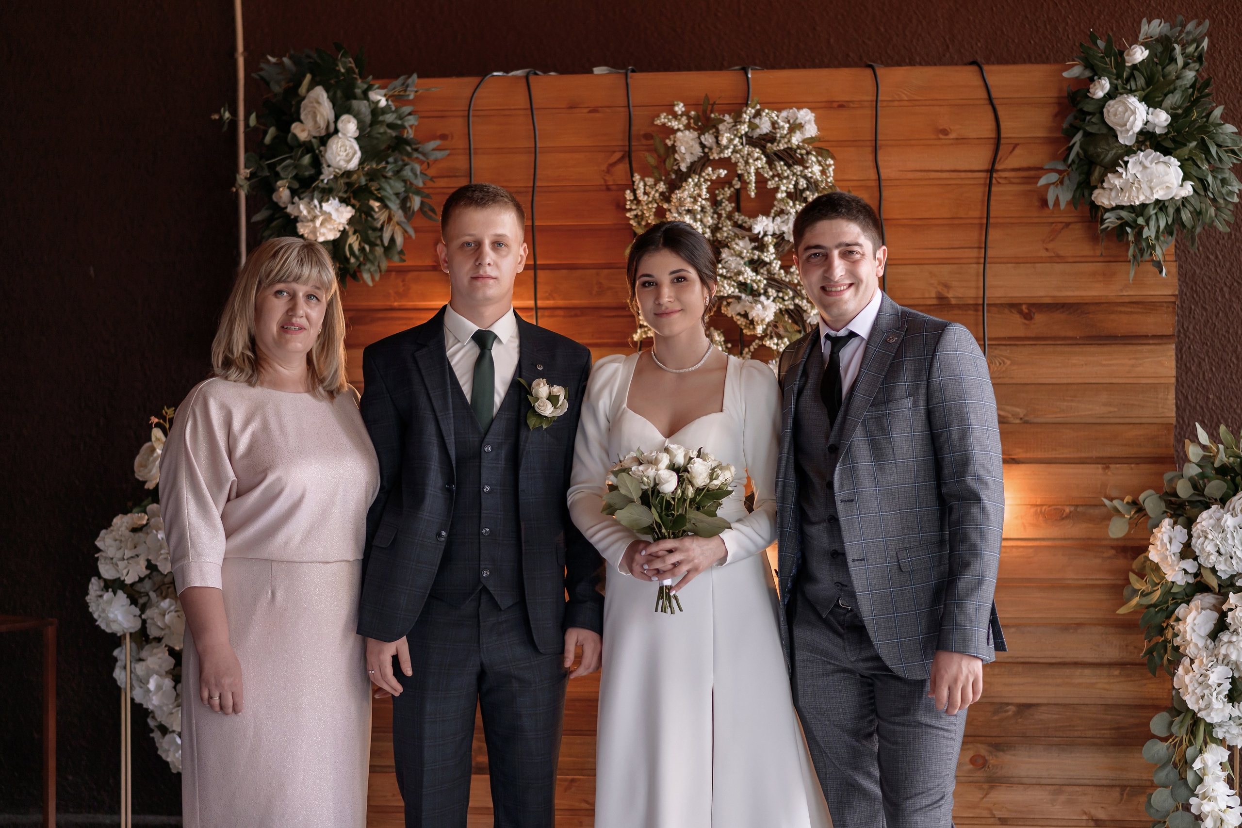 Эдуард и Виктория. Свадебный фотограф Белгород Валуйки Старый Оскол Воронеж