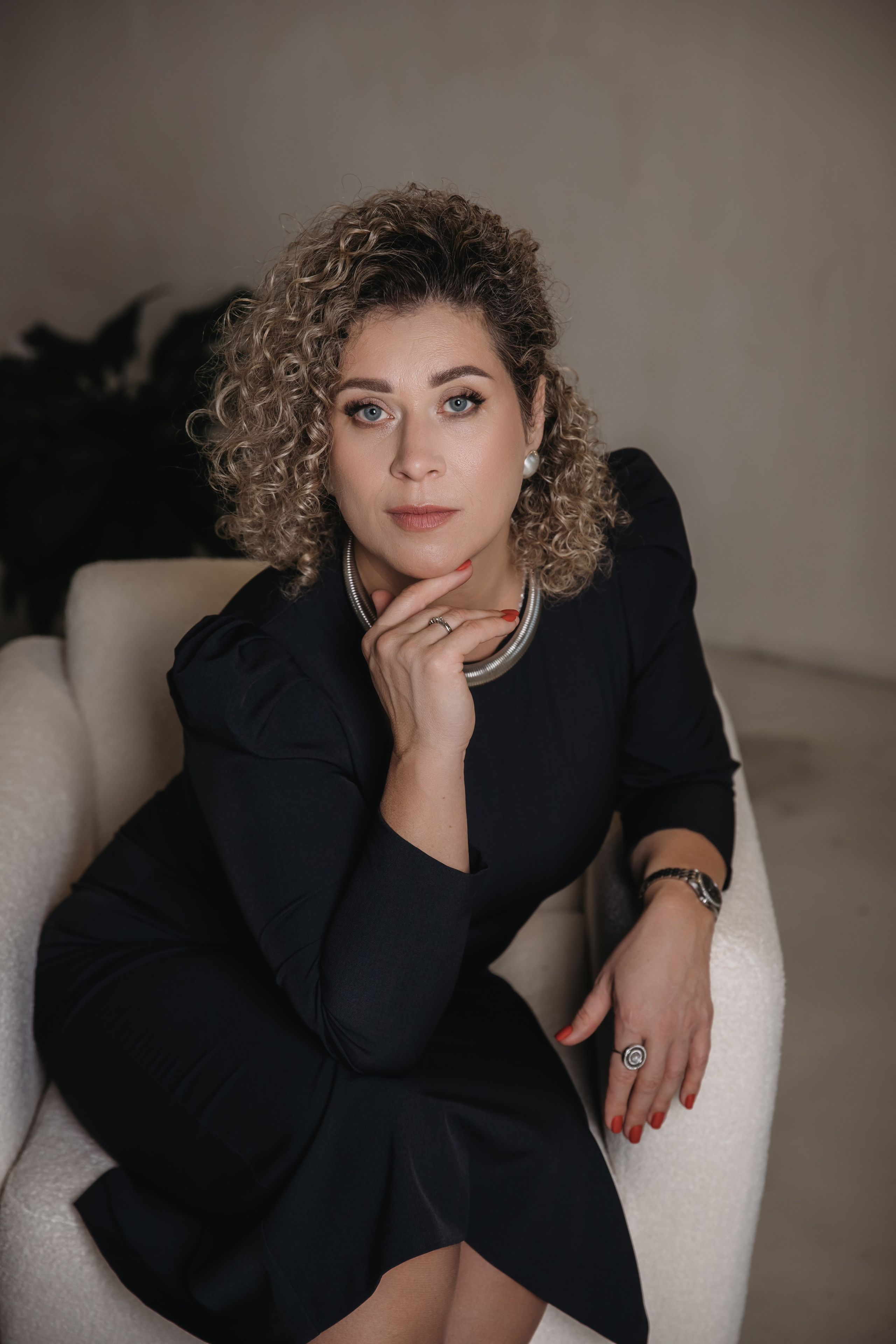 Content. Коммерческий фотограф, ретушёр Анастасия Пачина