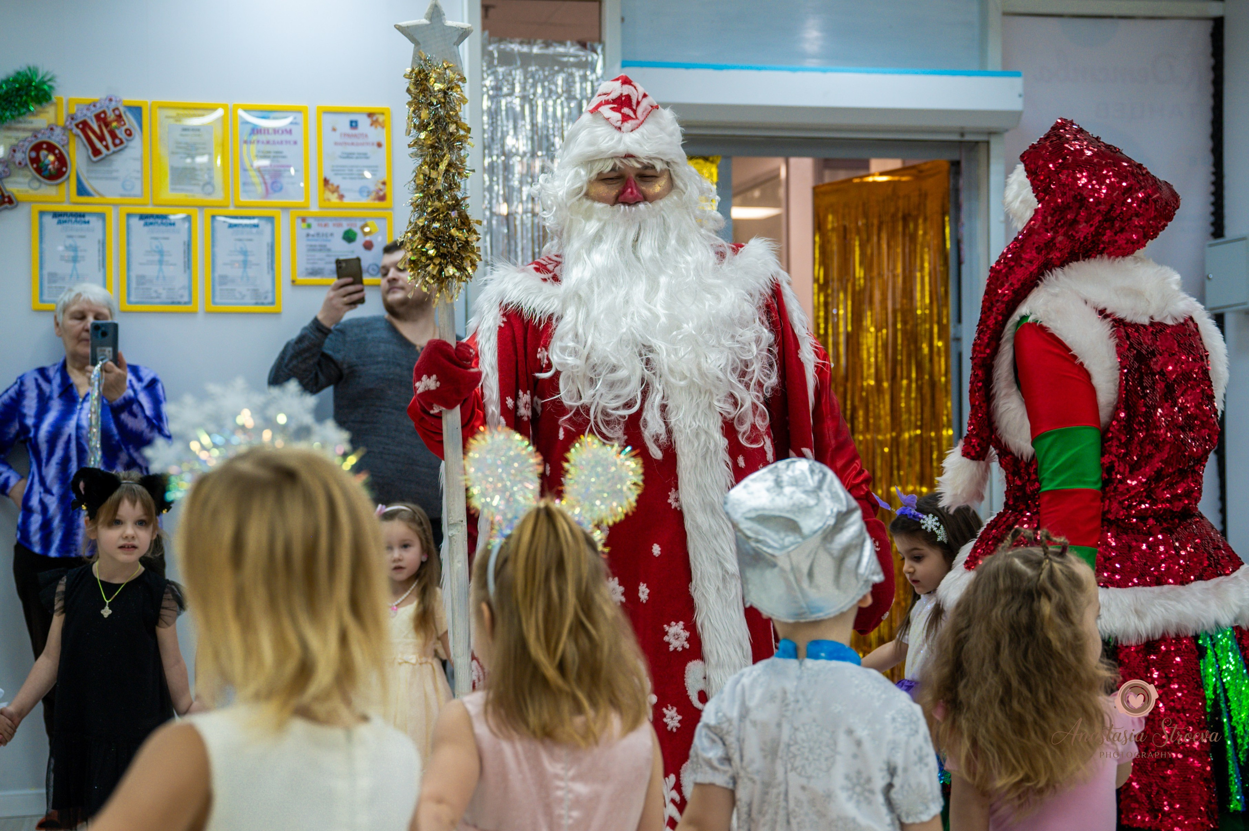 Новый год в танцах. Семейный и детский фотограф в Королеве, Москве и Московской области Строева Анастасия