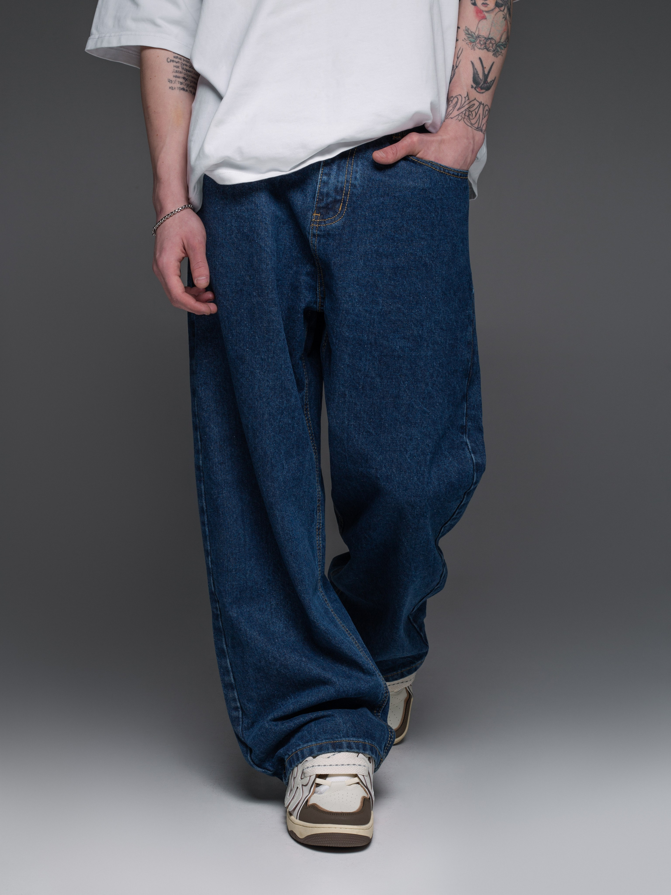 КАТАЛОГ | серый фон. RUNA production — стильные съемки для брендов