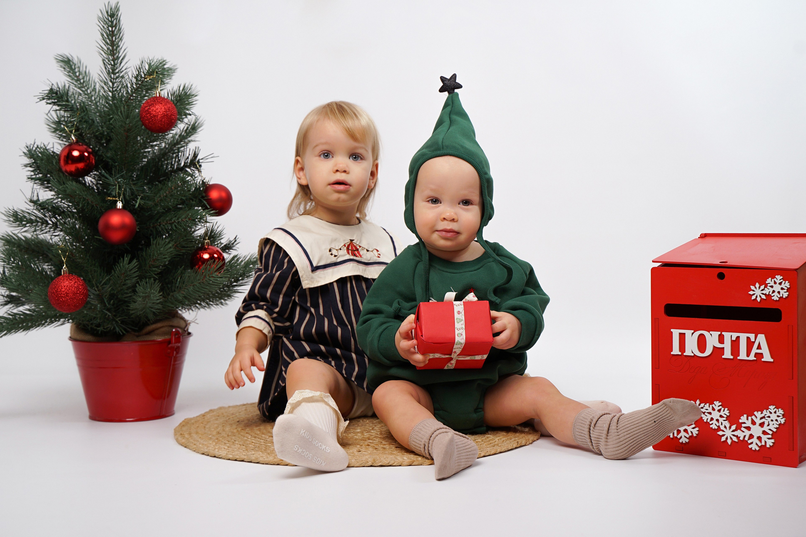 Новогдняя светлая. Студия детской фотографии