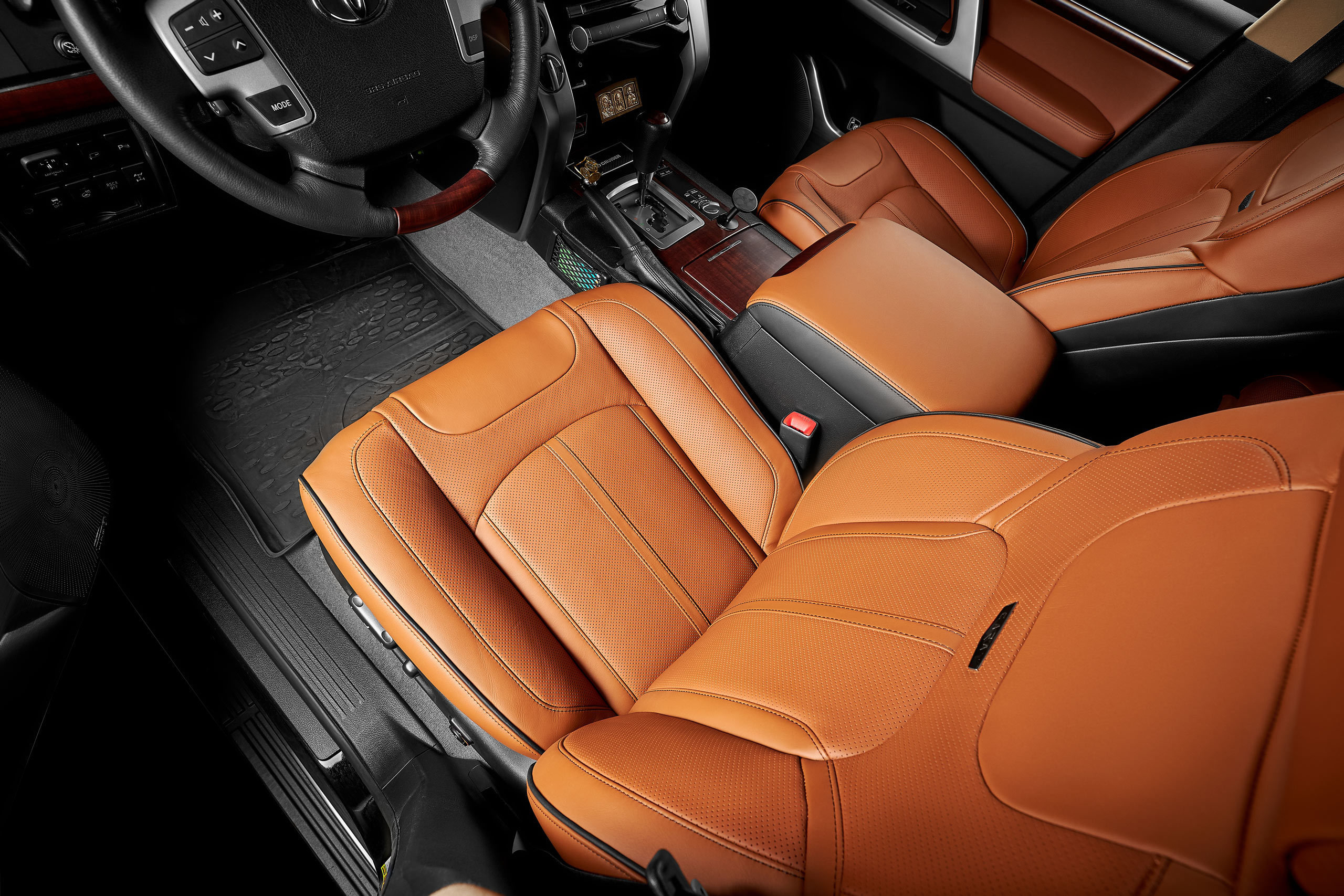 Toyota LC200 Orange. Репортажный фотограф и ретушер в Москве Наталья Алексеева