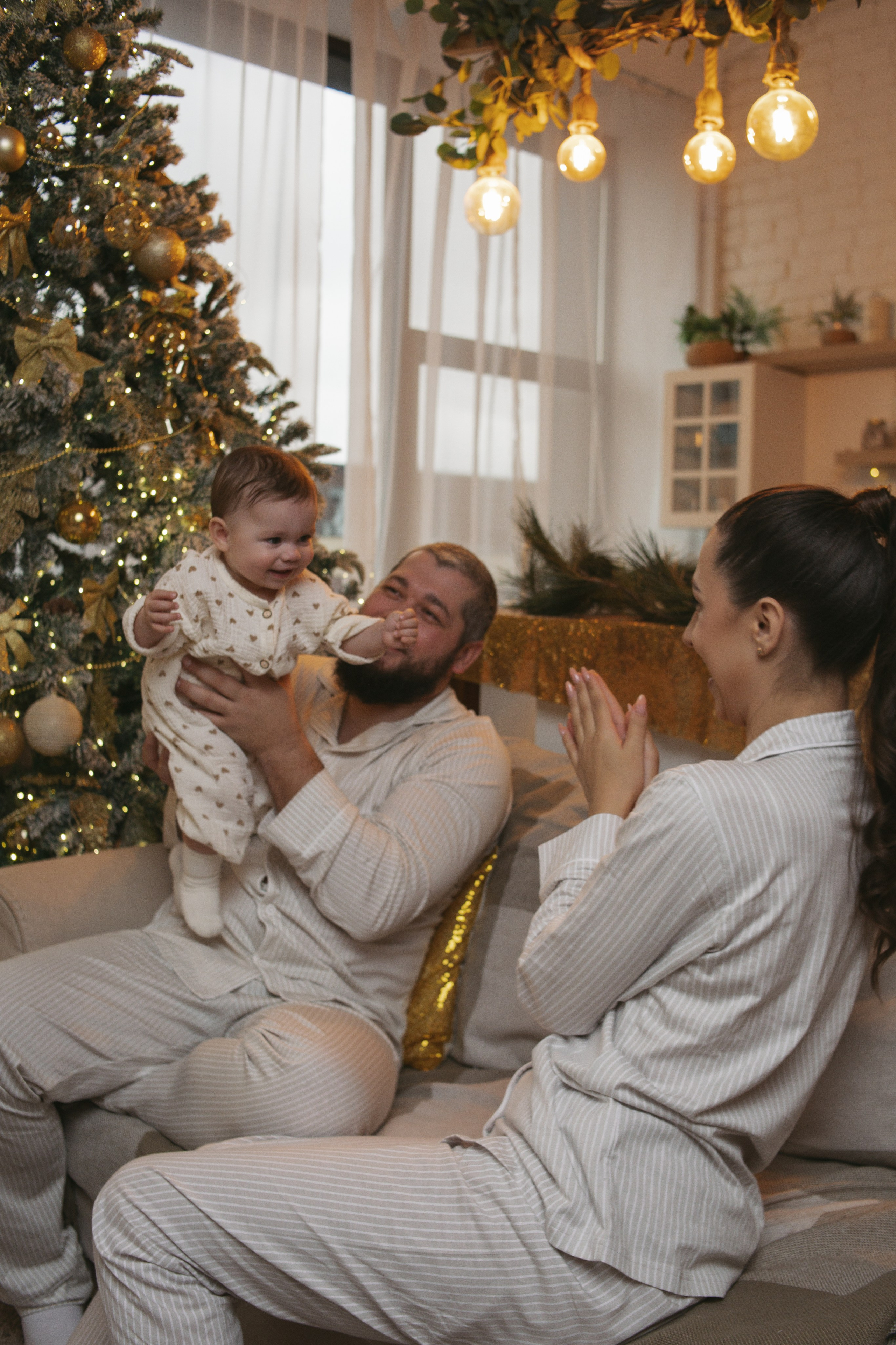 Ева и родители. Семейный фотограф Гульцовская Екатерина