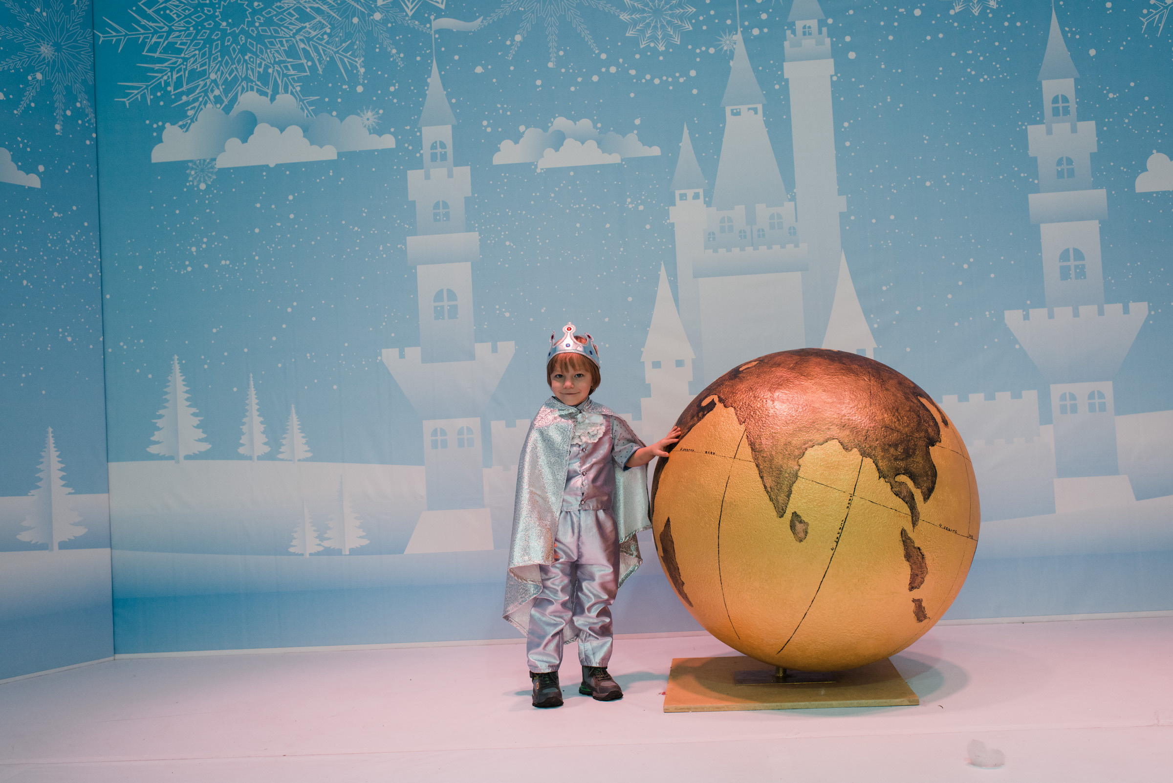 Ёлка с сердцем / Благотворительная ёлка для детей в Версале. Фотограф Алутера Ирина