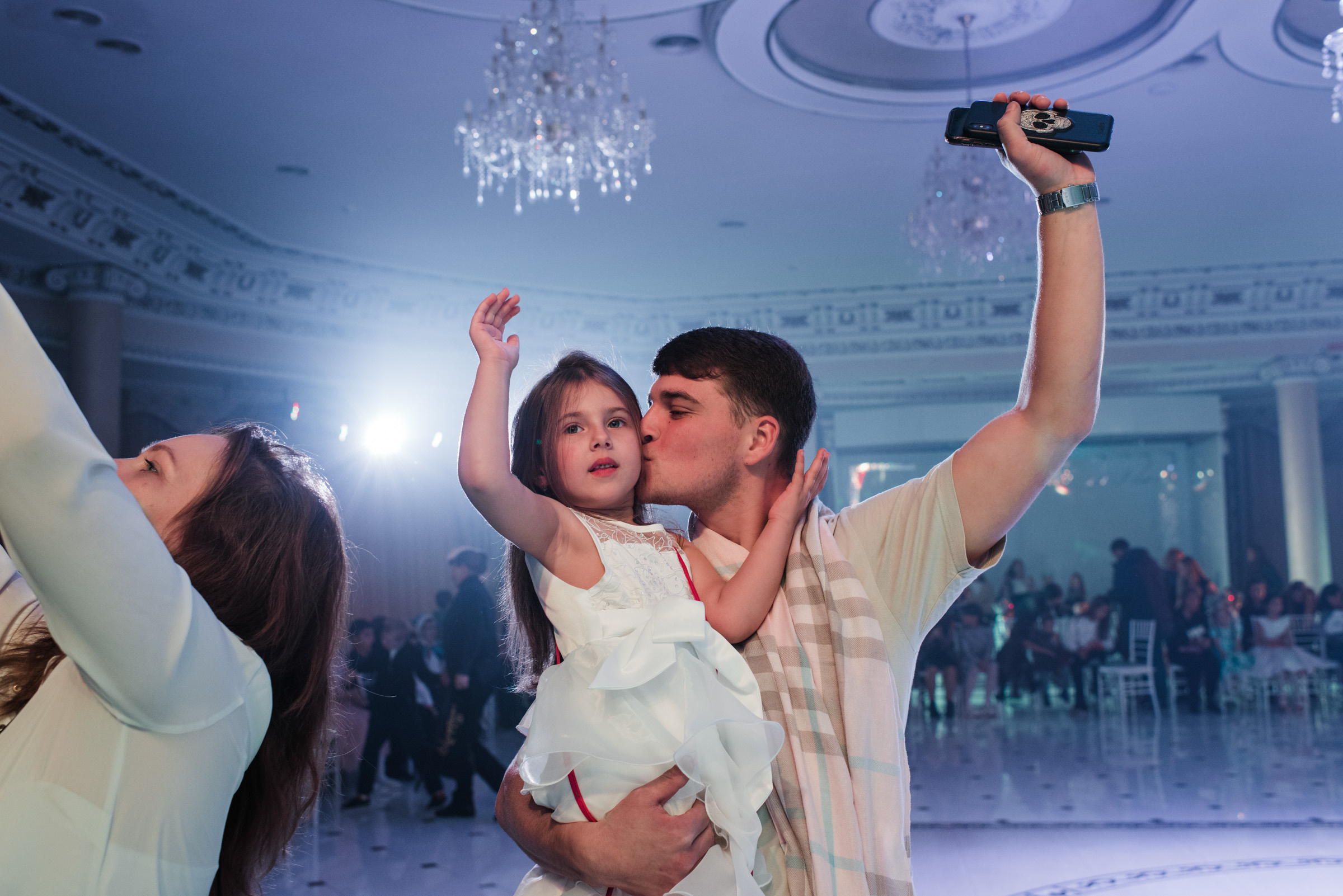 Ёлка с сердцем / Благотворительная ёлка для детей в Версале. Фотограф Алутера Ирина