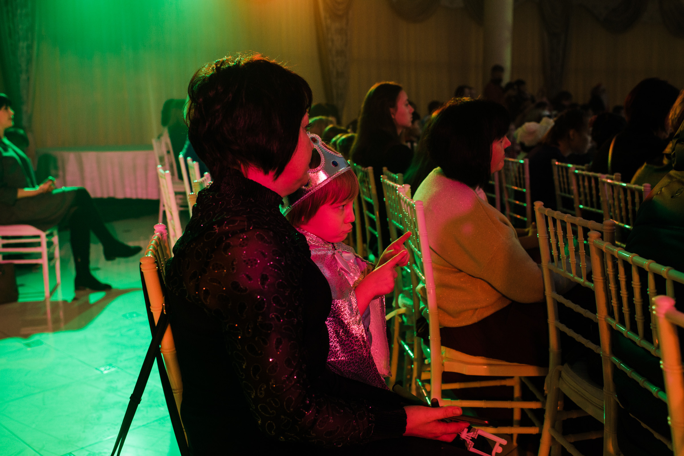 Ёлка с сердцем / Благотворительная ёлка для детей в Версале. Фотограф Алутера Ирина