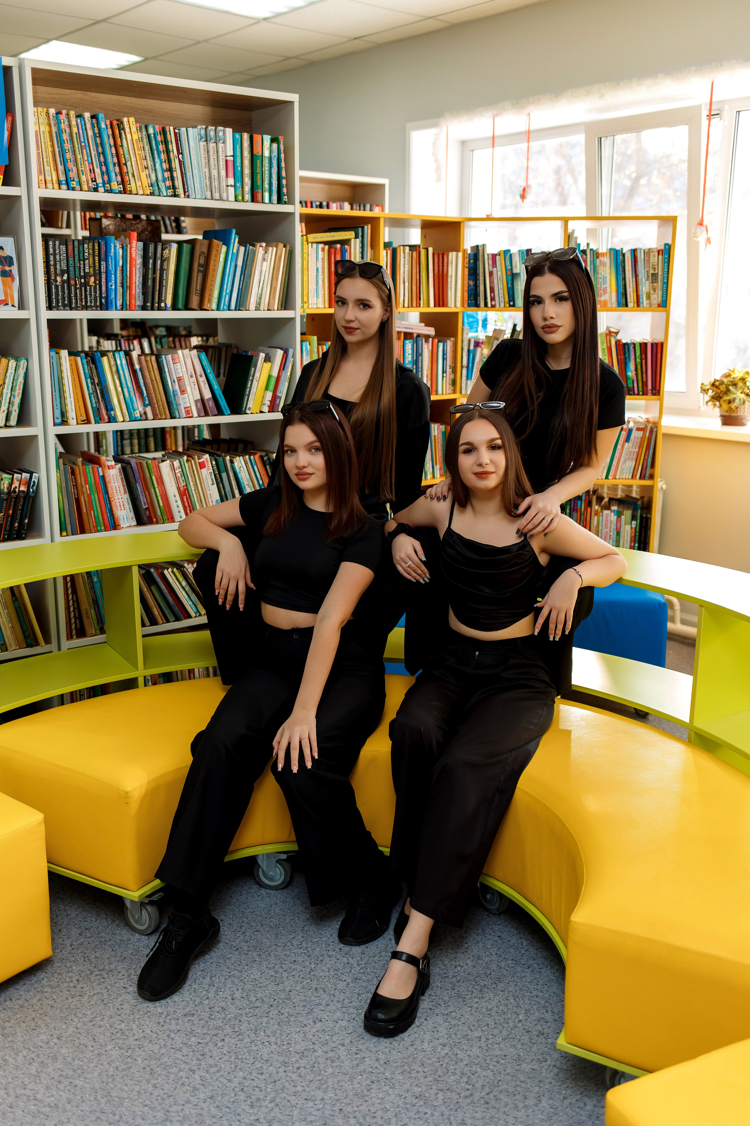 11 класс 7 школа. Фотограф Любовь Корниенко, Примоский край
