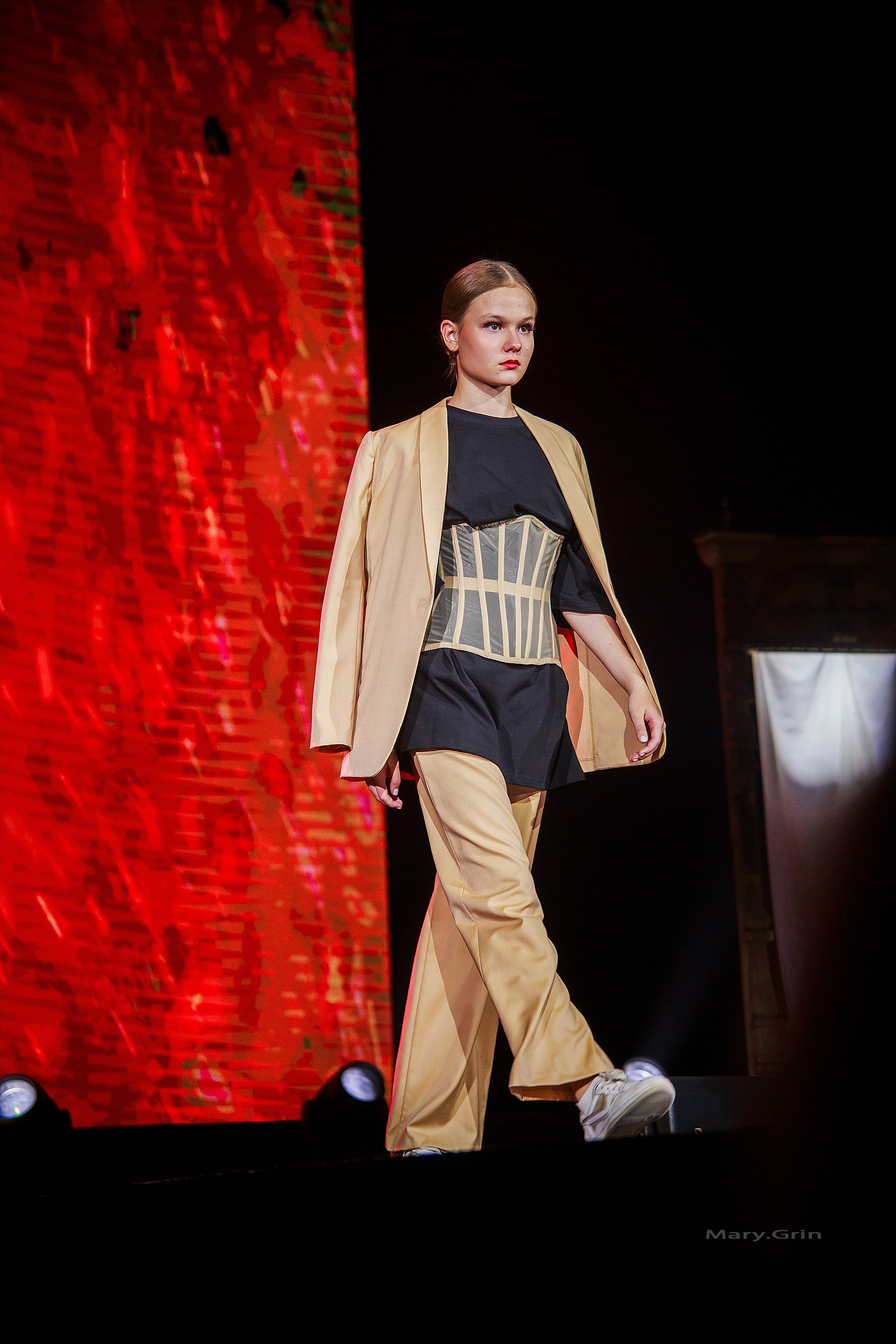 Подиумный спектакль «стиль Надежды» 2025. Детский и семейный фотограф, фотограф мероприятий Нижний Новгород