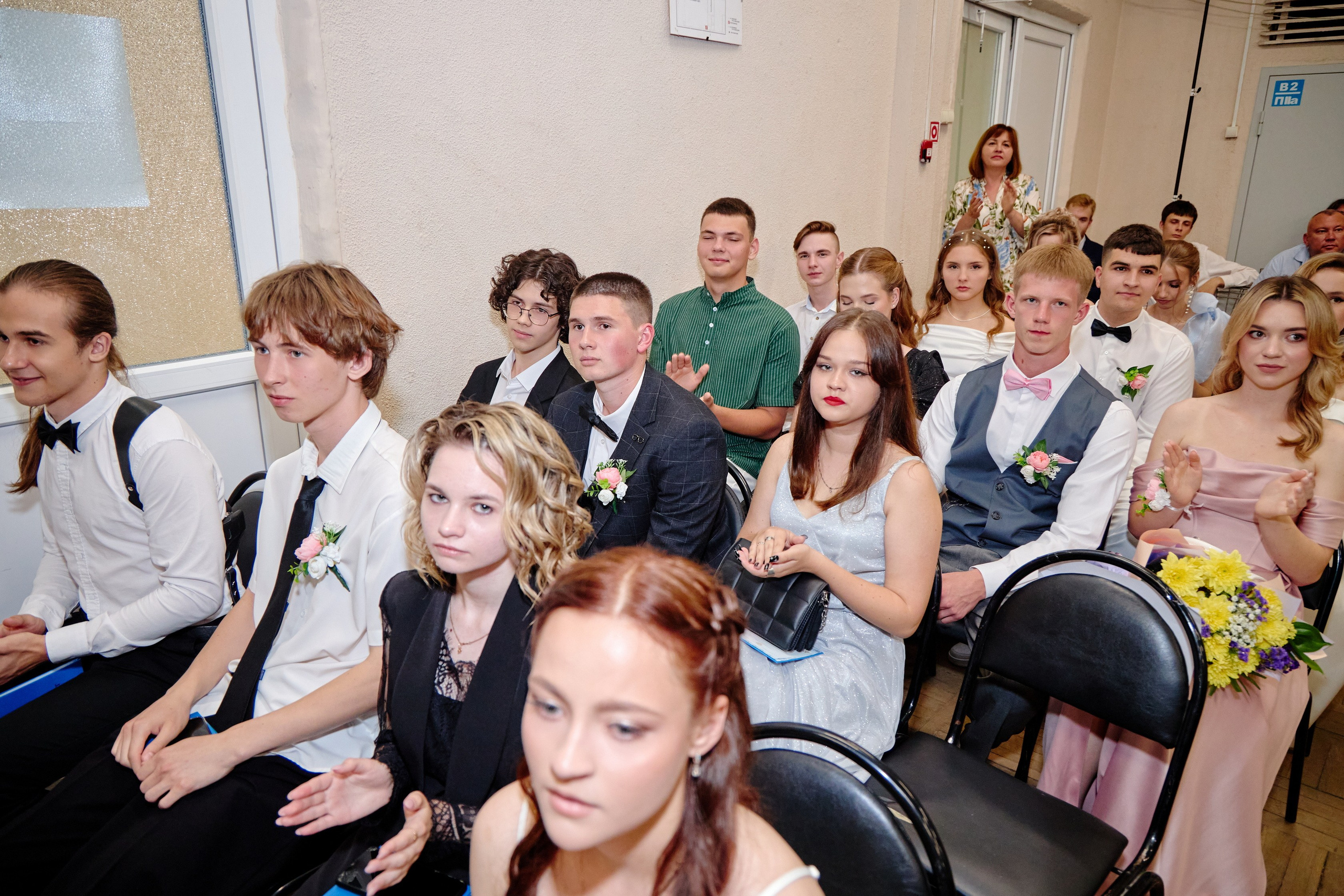 Выпускной 35 Сош. Фотограф Выпускные альбомы Таганрог Сергей Коробченко