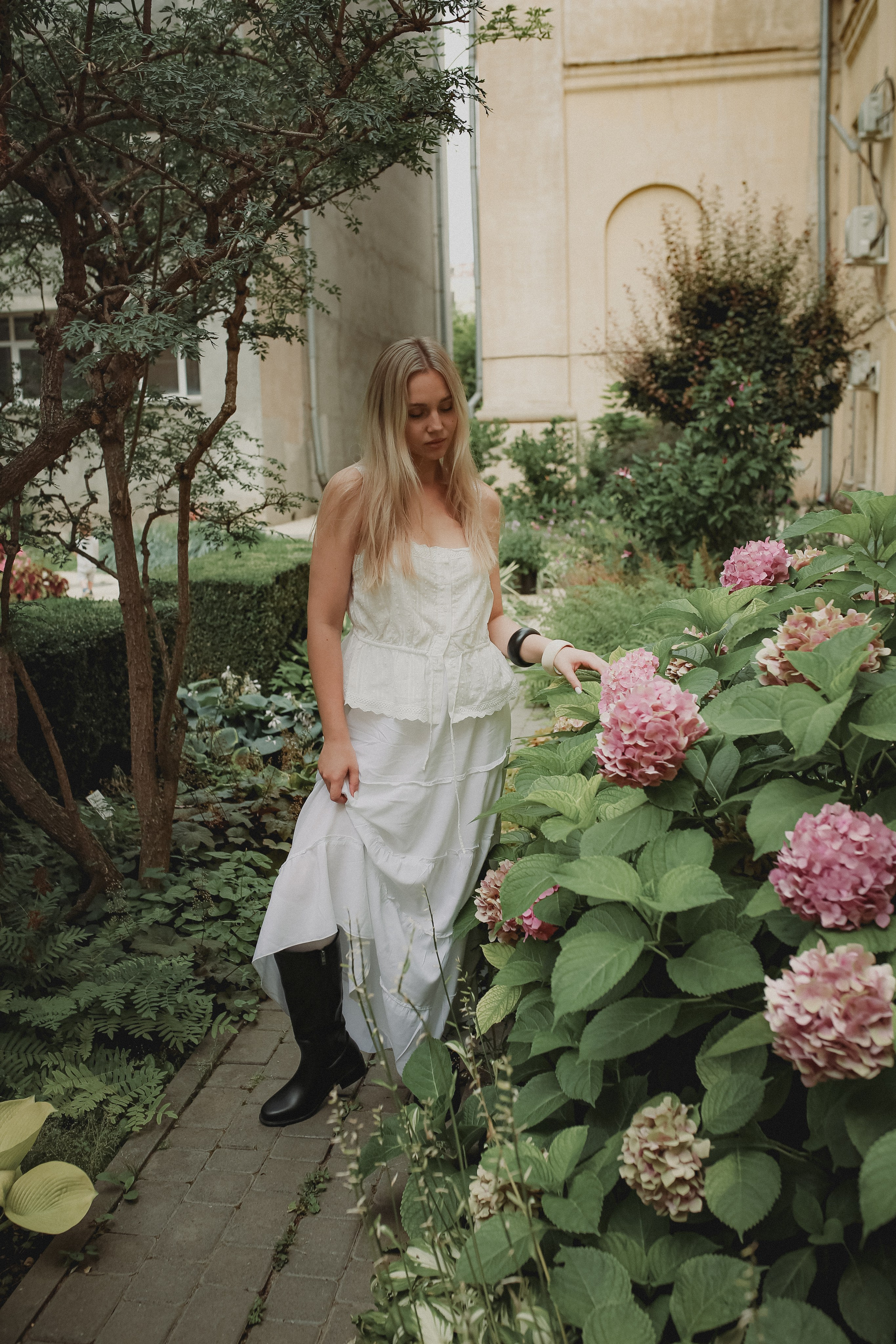 СЪЕМКА В БОТАНИЧЕСКОМ САДУ. Бренд, контент фотограф в Волгограде Елена Даньшина