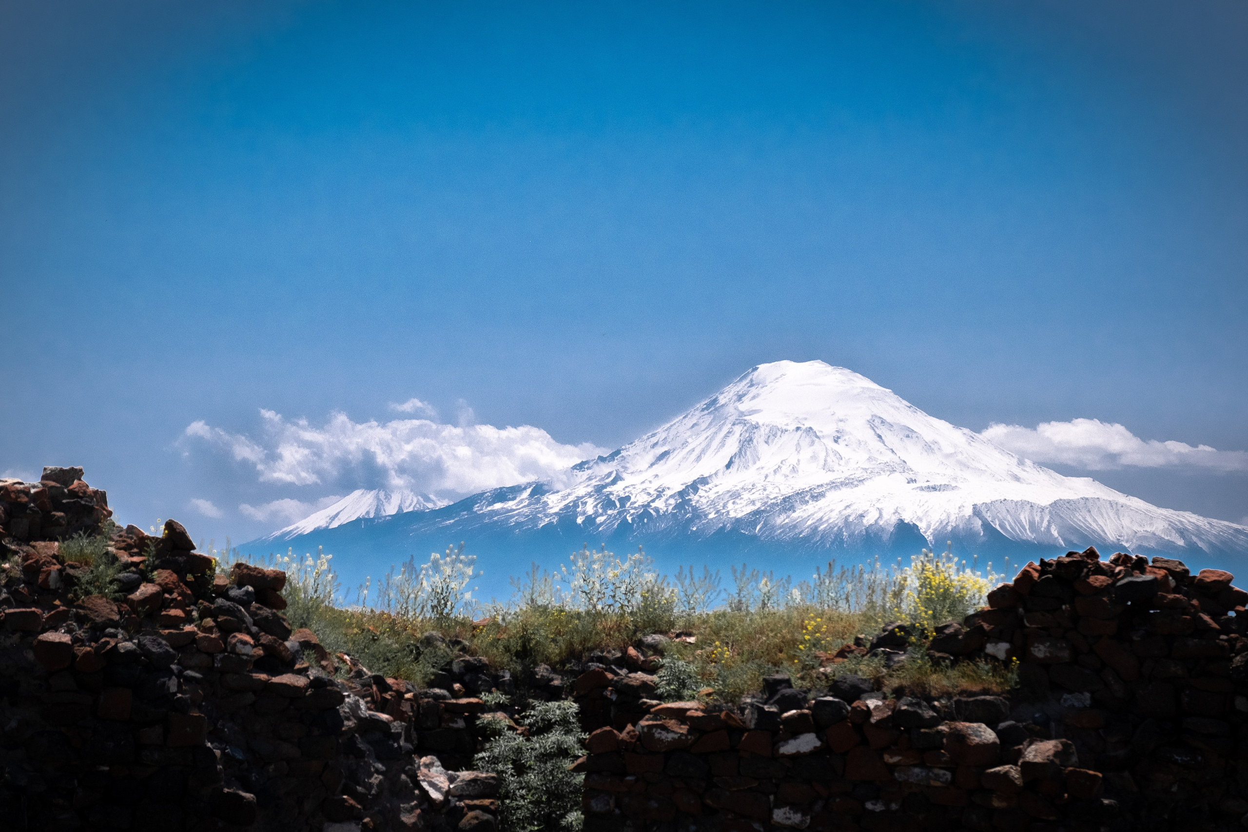 АРМЕНИЯ. ПОБУДЬ ЗДЕСЬ И ЦЕЛЕЕ БУДЕТ ЭТОТ МИР