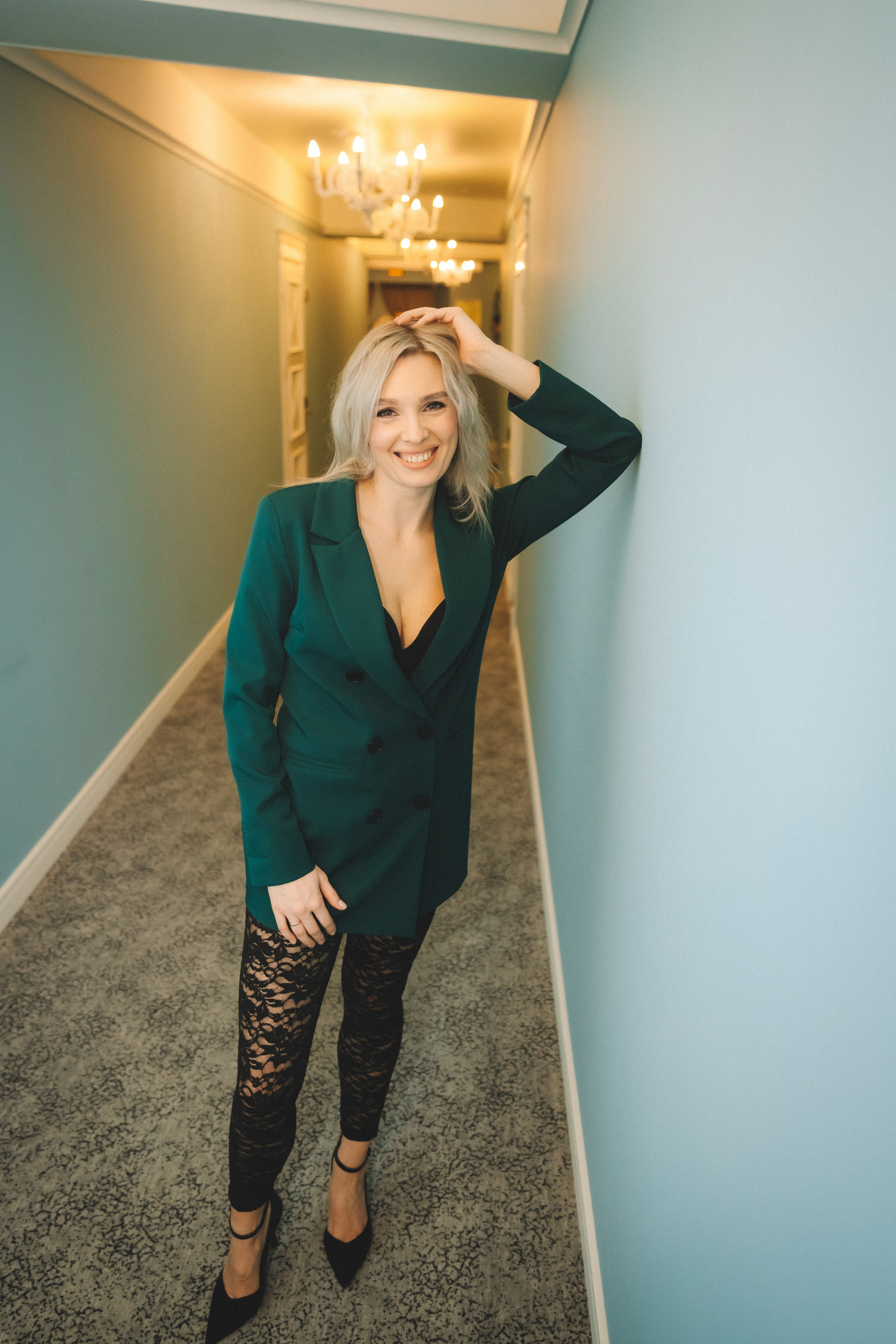 Ирина — Портрет в «Мадам Эль», г. Светлогорск. Фотограф Зеленоградск Красильникова Елена