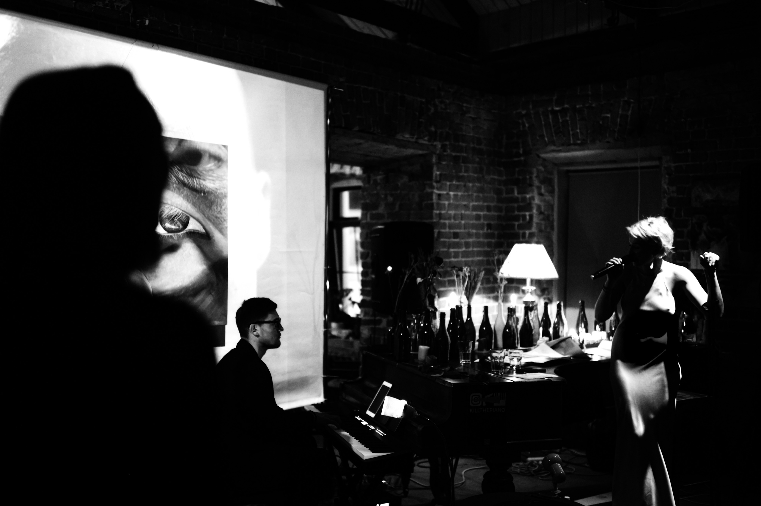 Выставка художницы Сони Тузовской. I AM — PHOTO | VIDEO | PRODUCTION