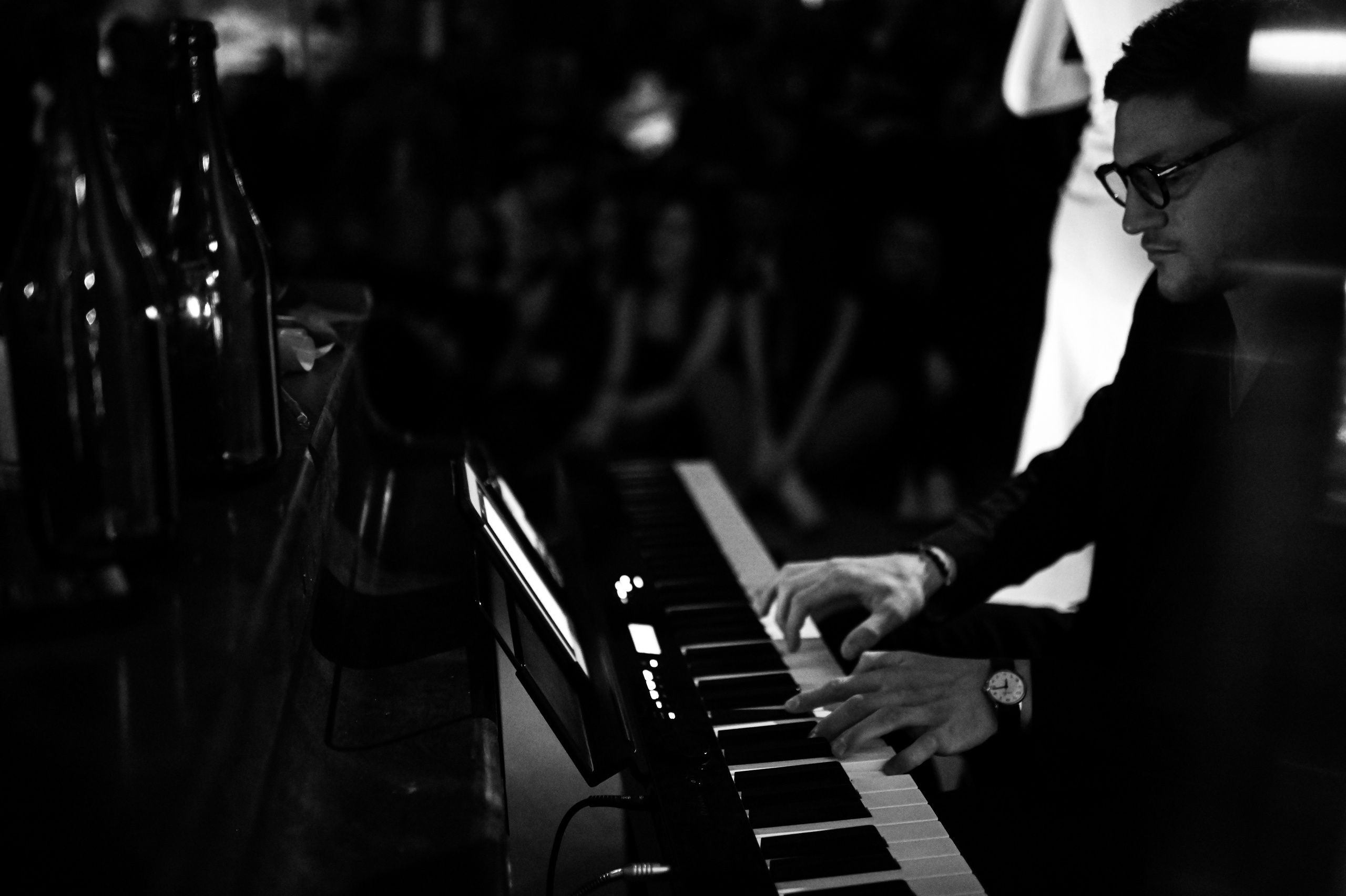 Выставка художницы Сони Тузовской. I AM — PHOTO | VIDEO | PRODUCTION