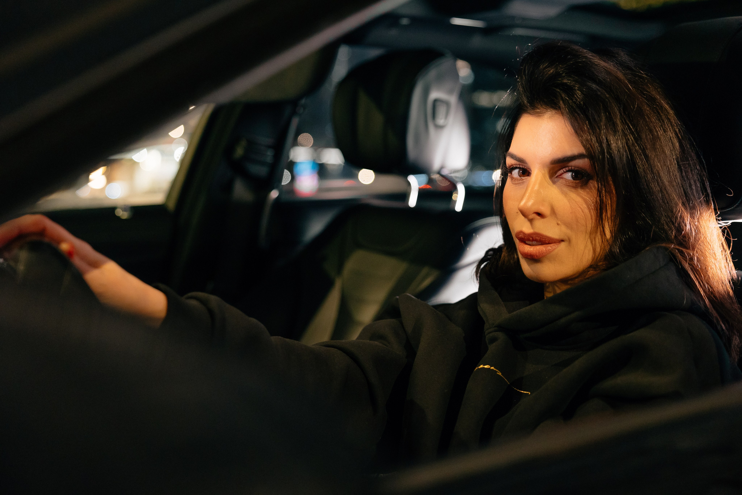 МАРИНА. Я фотограф из Москвы к Вашим услугам