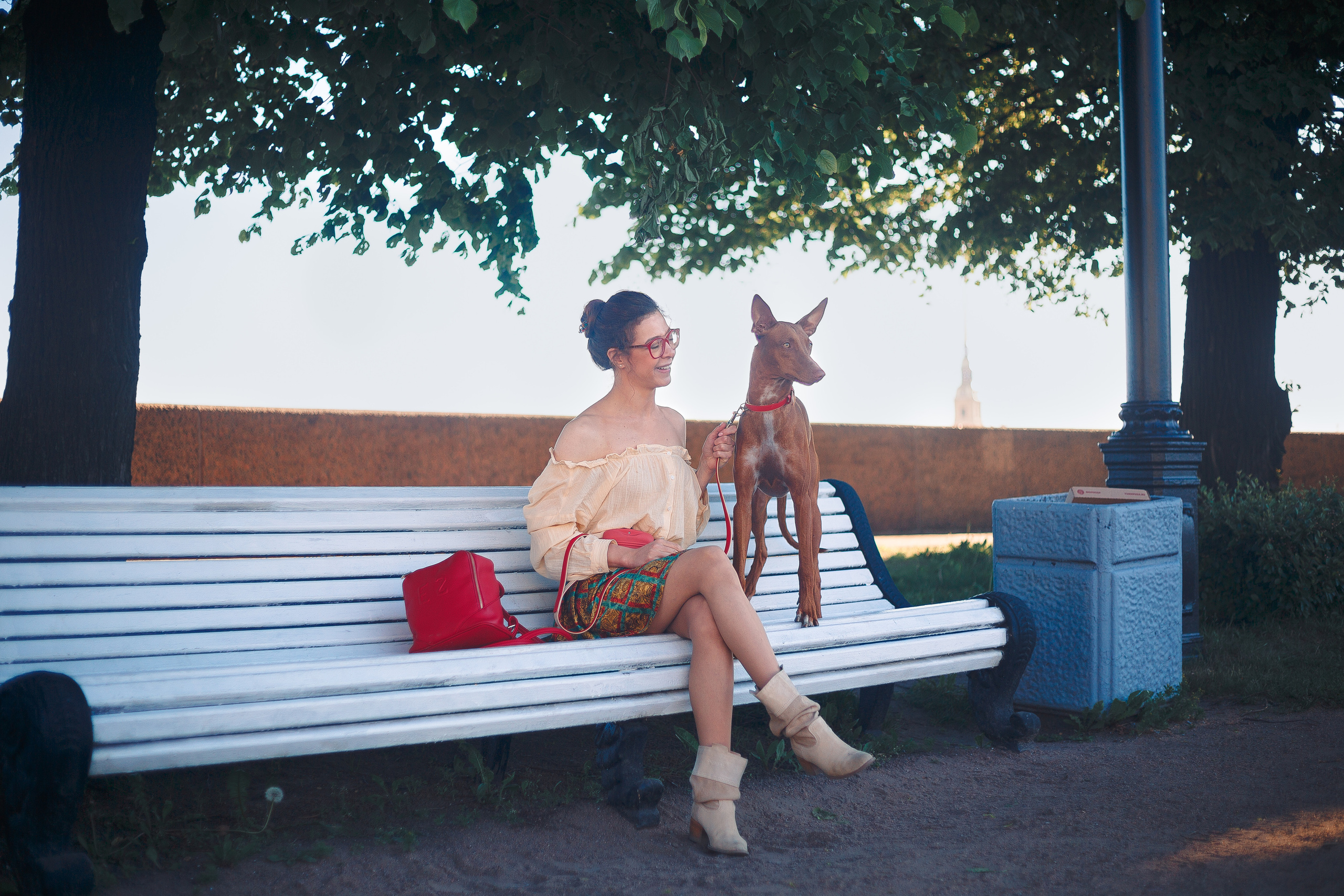 Оля и Шила в центре. Фотограф-анималист Наталия Чистюхина в г. Сосновый Бор и ЛО