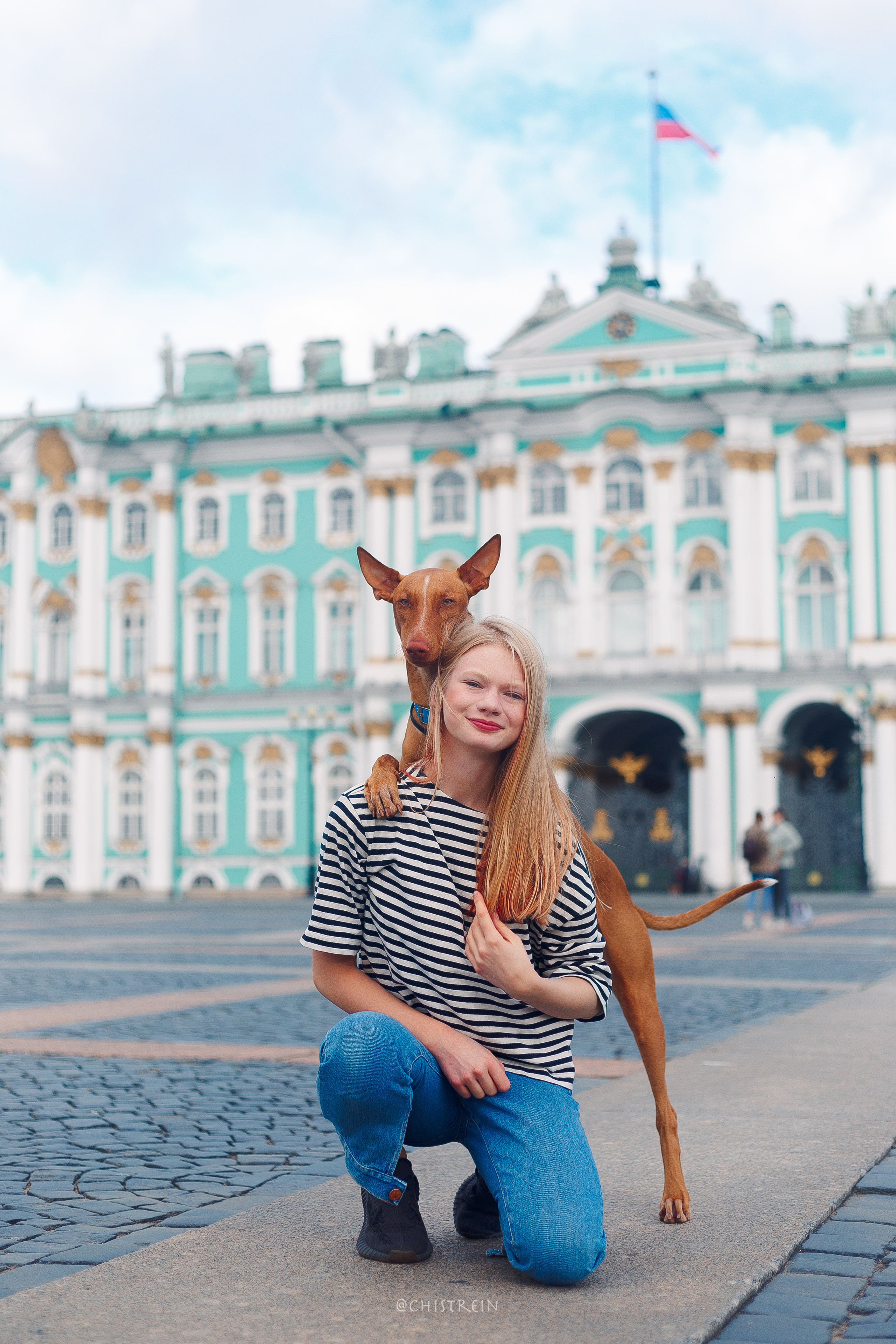Арина и Гриффин в центре Питера. Фотограф-анималист Наталия Чистюхина в г. Сосновый Бор и ЛО