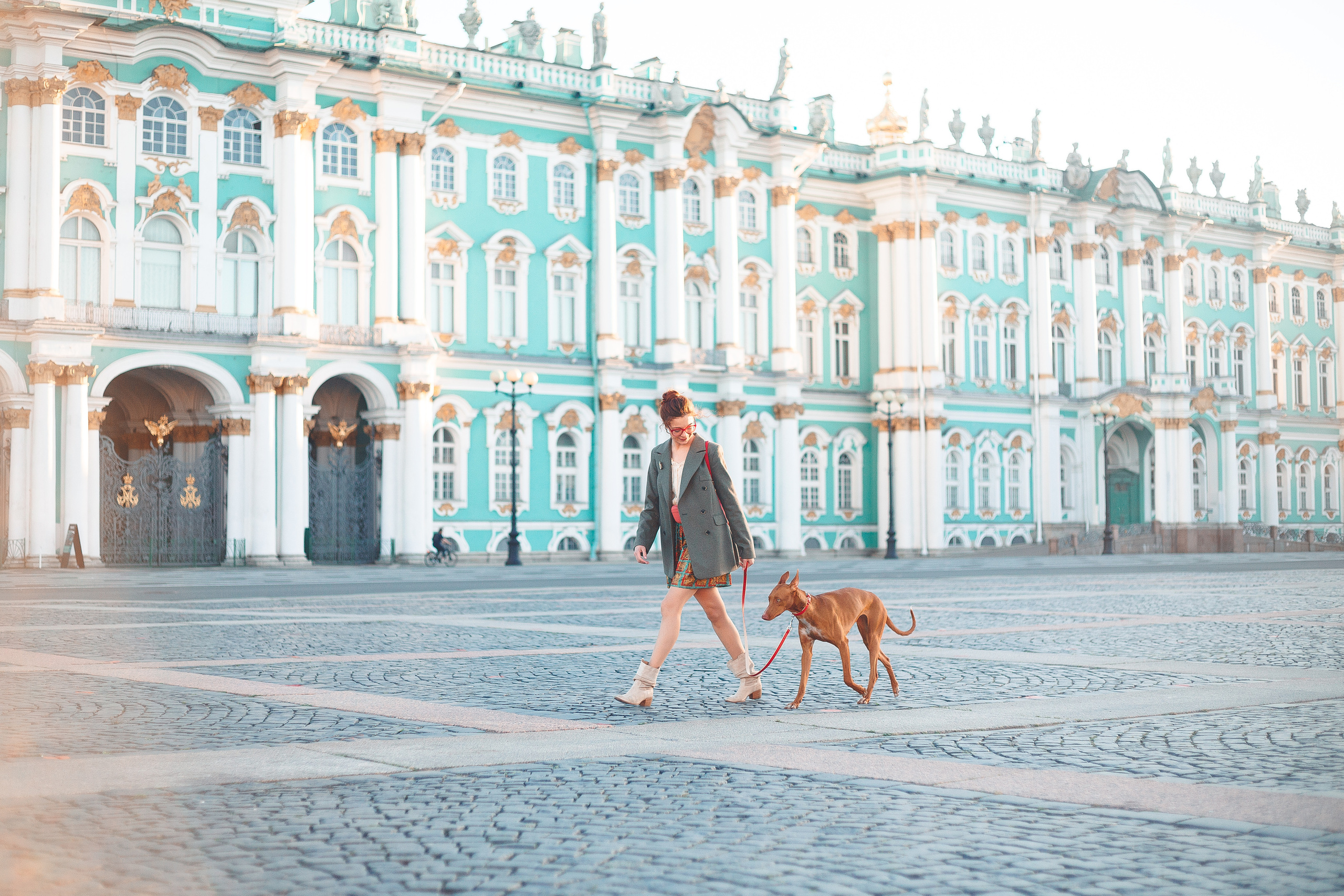 Оля и Шила в центре. Фотограф-анималист Наталия Чистюхина в г. Сосновый Бор и ЛО