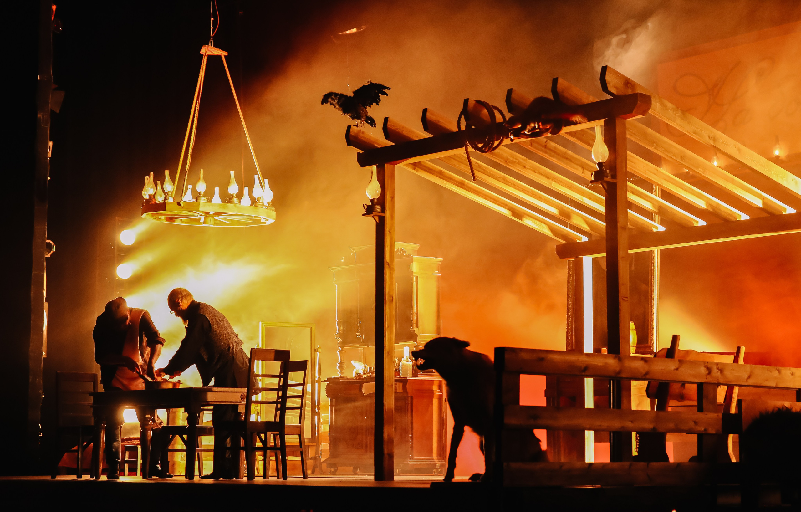 Премьера спектакля «На бойком месте» Театр Сатиры. Профессиональный фотограф в Москве | Заказать фотосессию и съемку