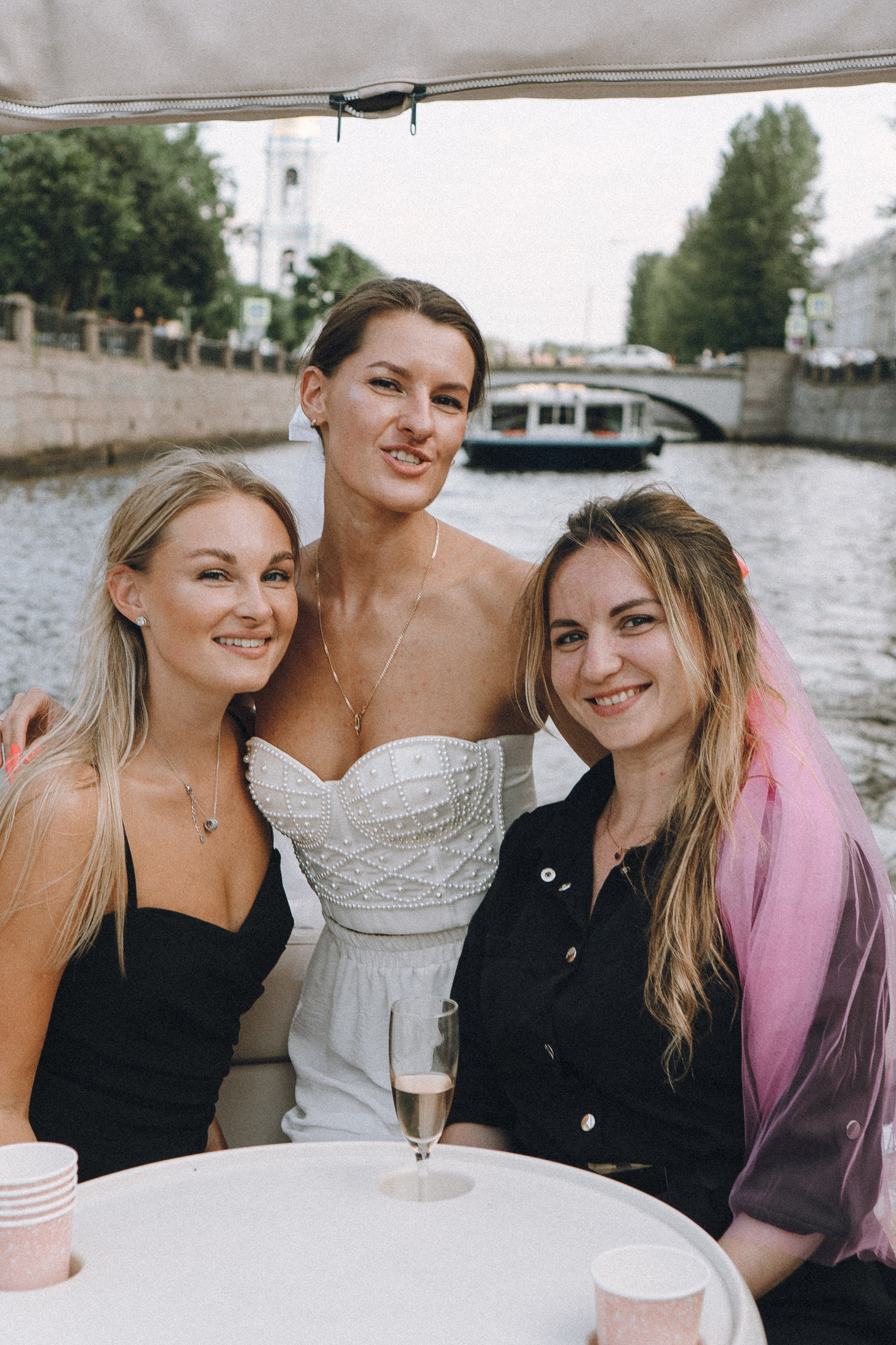 ДЕВИЧНИК НА КАТЕРЕ. Профессиональный фотограф, Санкт-Петербург — Виктория Богомолова