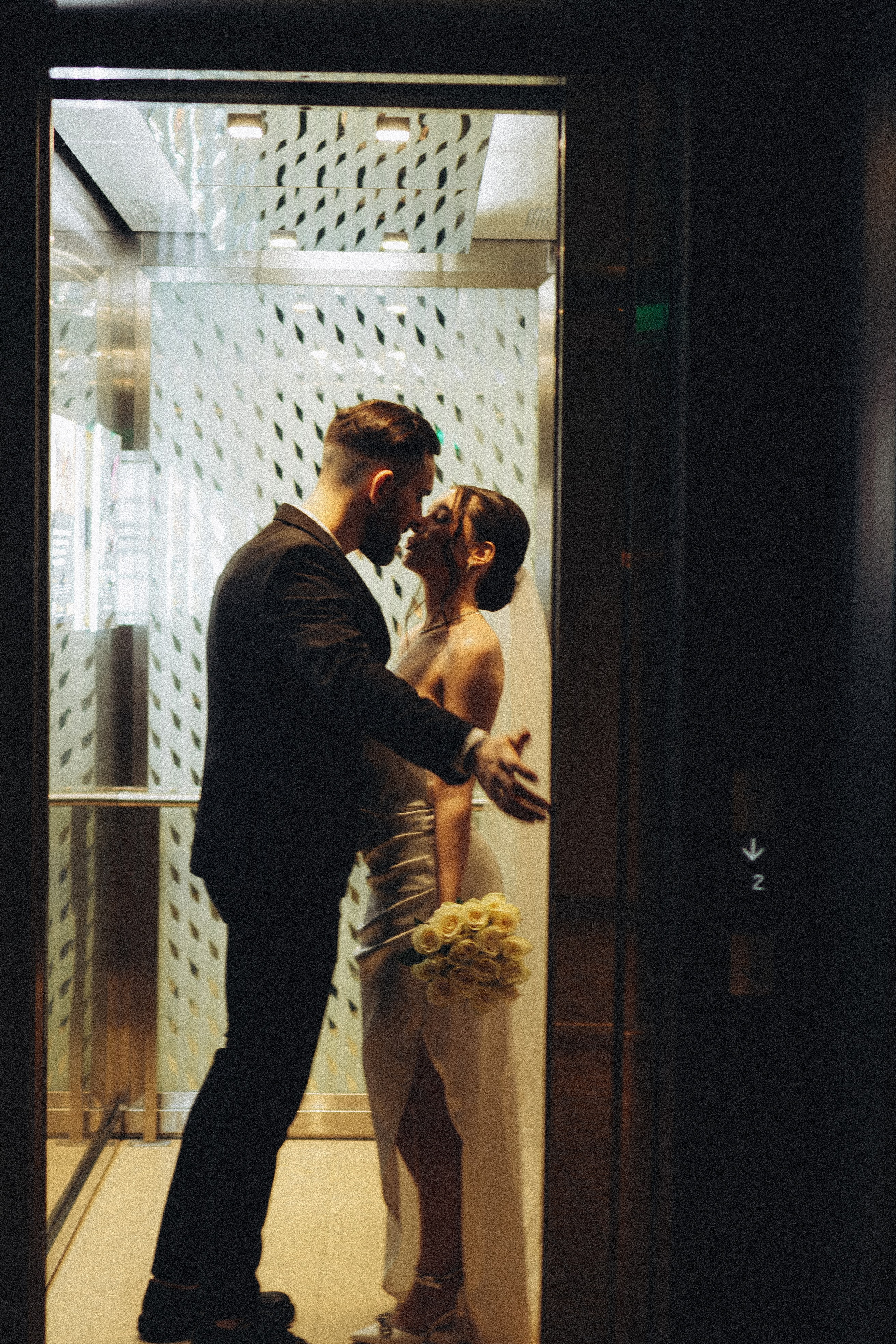 СВАДЕБНАЯ СЬЕМКА СБОРОВ ЖЕНИХА И НЕВЕСТЫ В ОТЕЛЕ И ТАКЖЕ ФОТОСЕССИИЯ В ОТЕЛЕЕ МЕГАПОЛИС БРЯНСК. Профессиональный фотограф, Санкт-Петербург — Виктория Богомолова