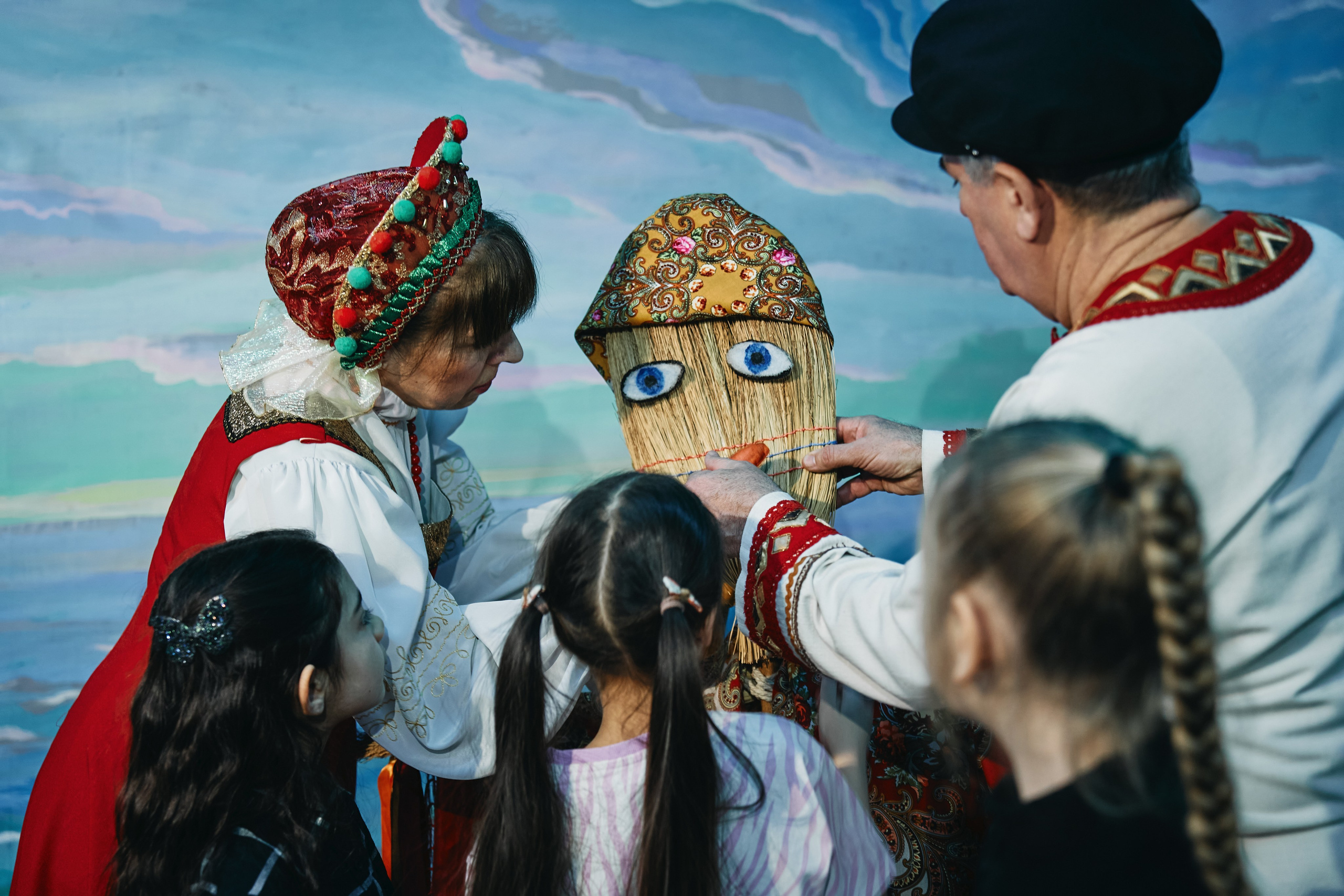 Наряд соломенной бабы в Доме сказок Жили-были