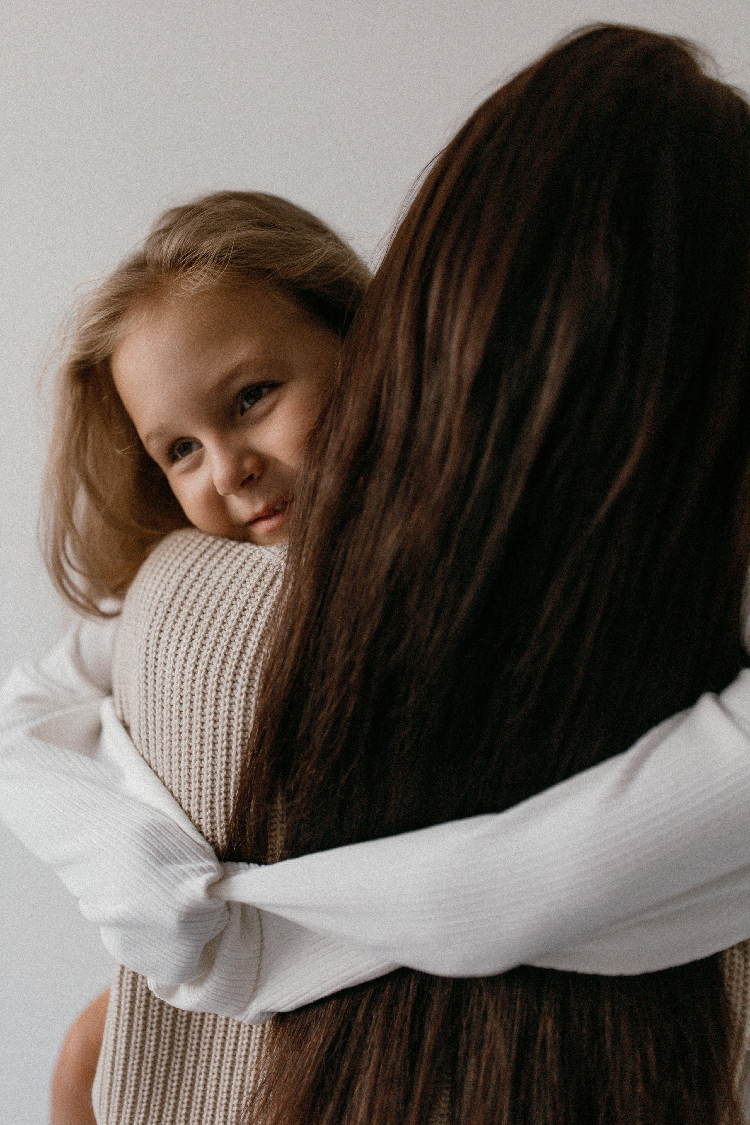 Есения и мама. Семейный фотограф Губкин/Старый Оскол