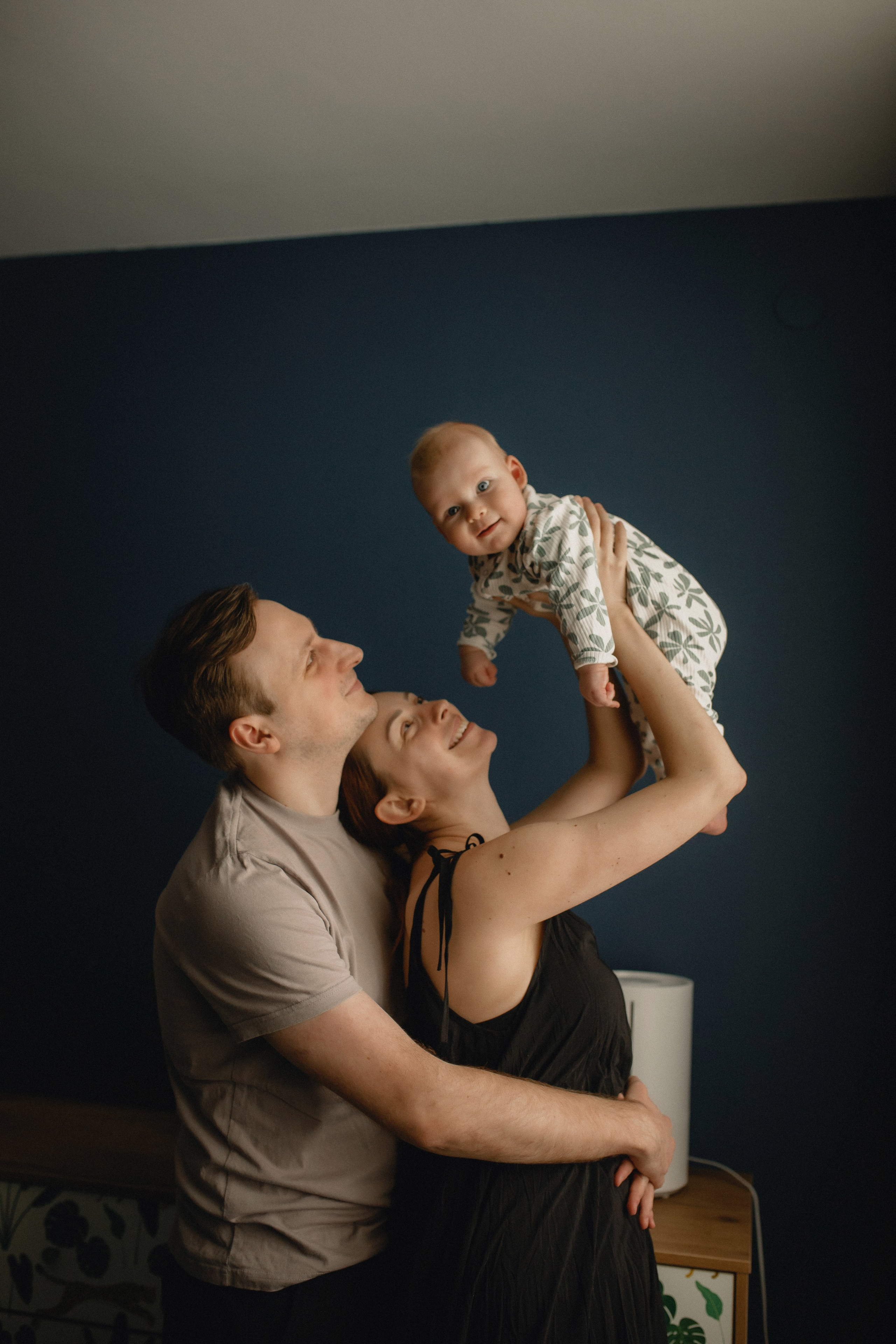 Дима, Катя и малыш Юра. Главная