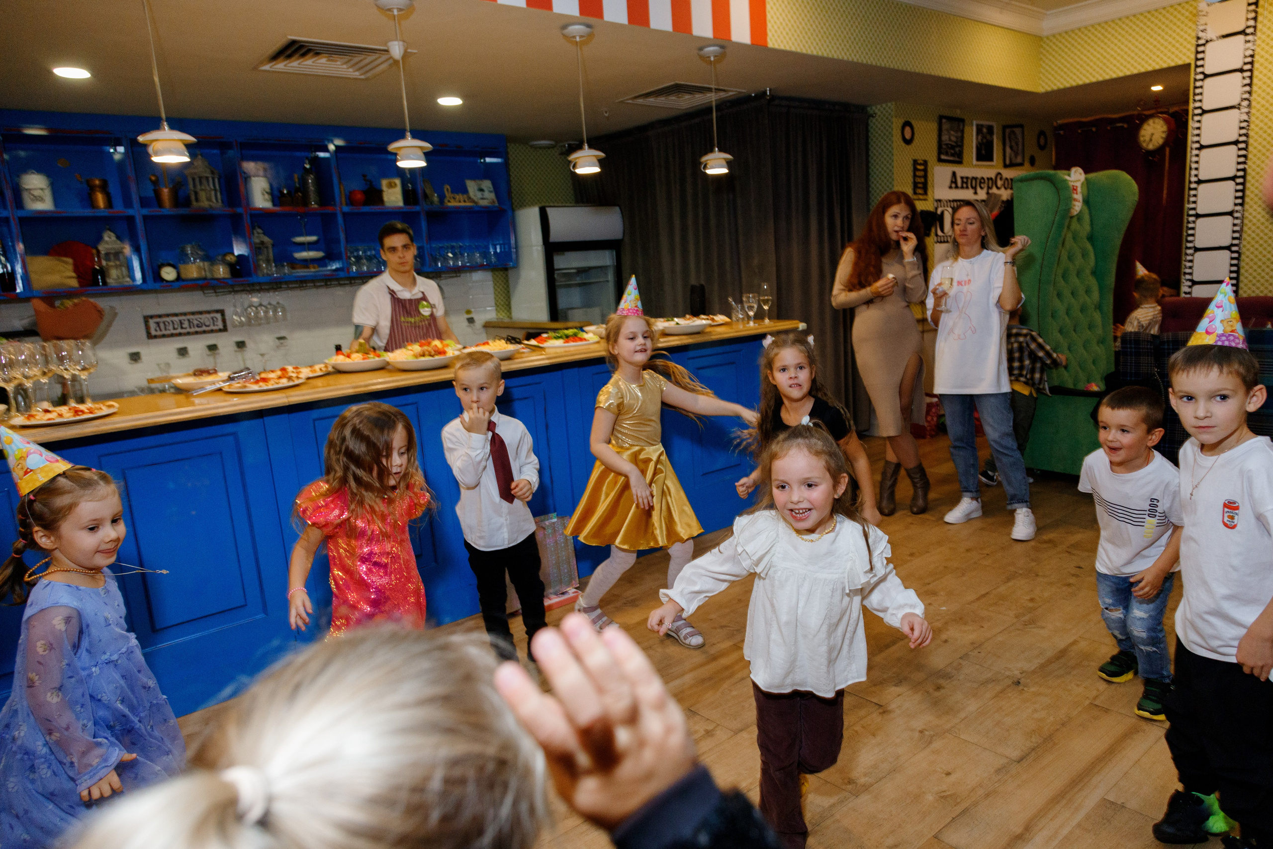 День рождения Кристиночки в ресторане Андерсон. Фотограф Александра Сыщенко