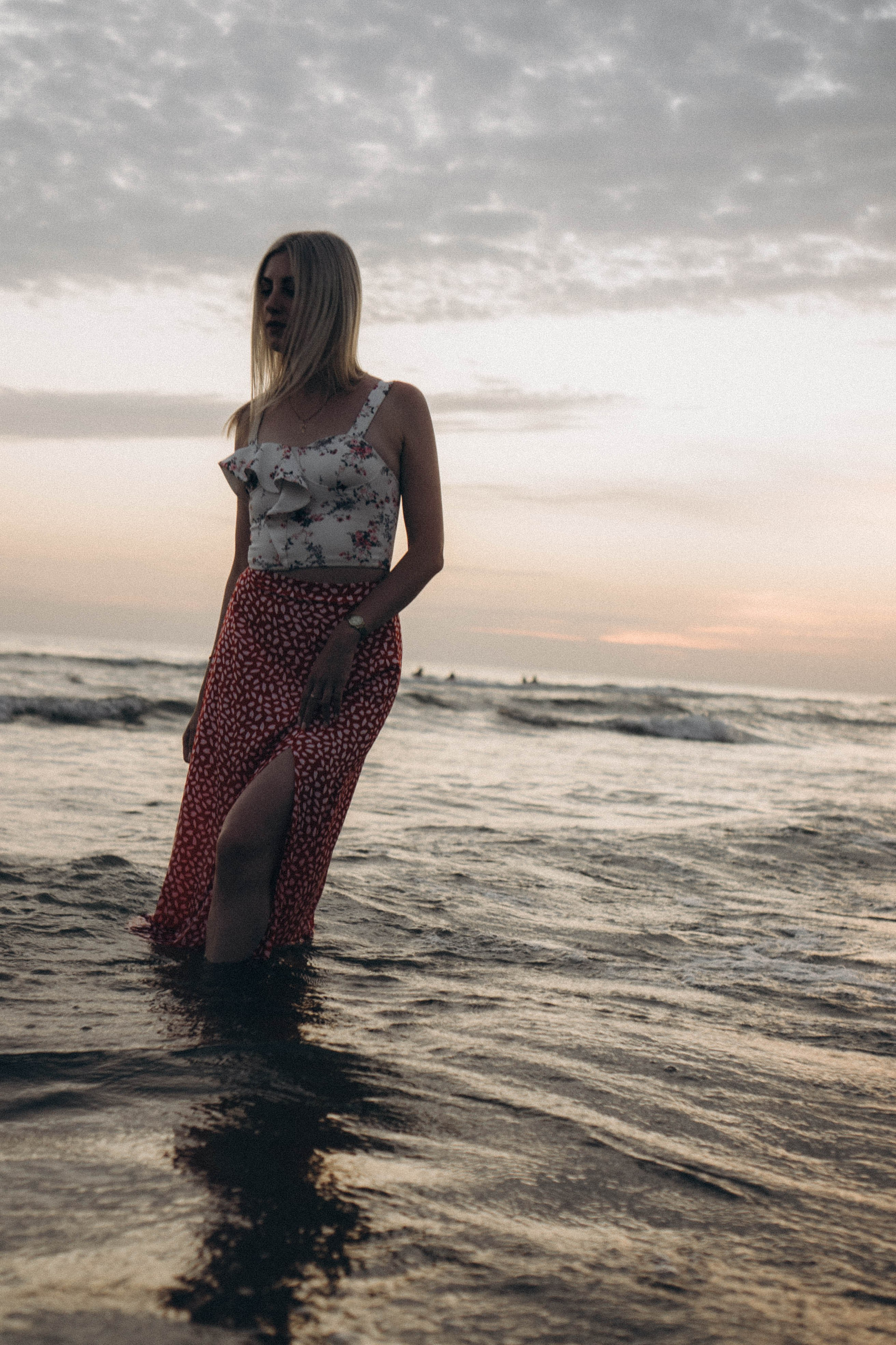 Июльский вечер на берегу черного моря. Профессиональный фотограф, Санкт-Петербург — Виктория Богомолова