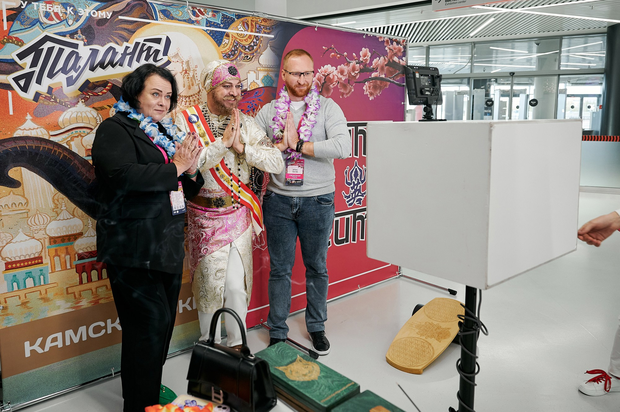 Магнит Косметик — конкурс «Золотой Магазин». Мезенцев Евгений фотограф